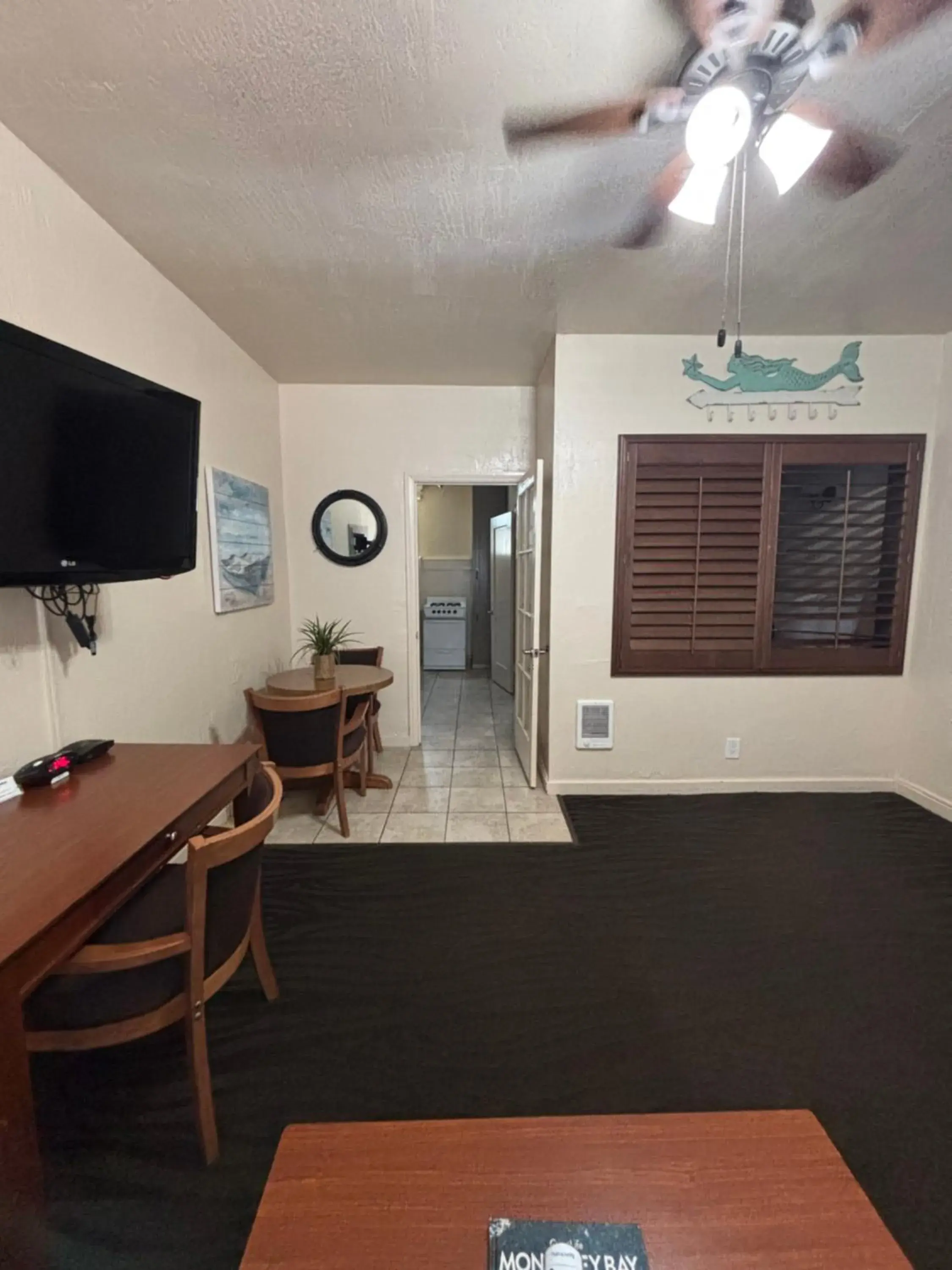 Living room in Capitola Venetian Vacation Rentals Living room in Capitola Venetian Vacation Rentals