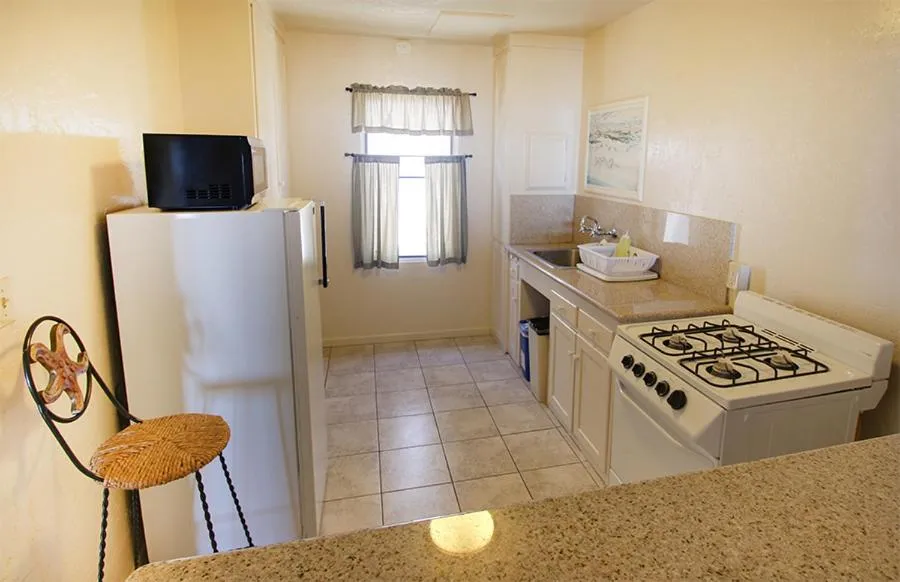 Kitchen or kitchenette in Capitola Venetian Vacation Rentals