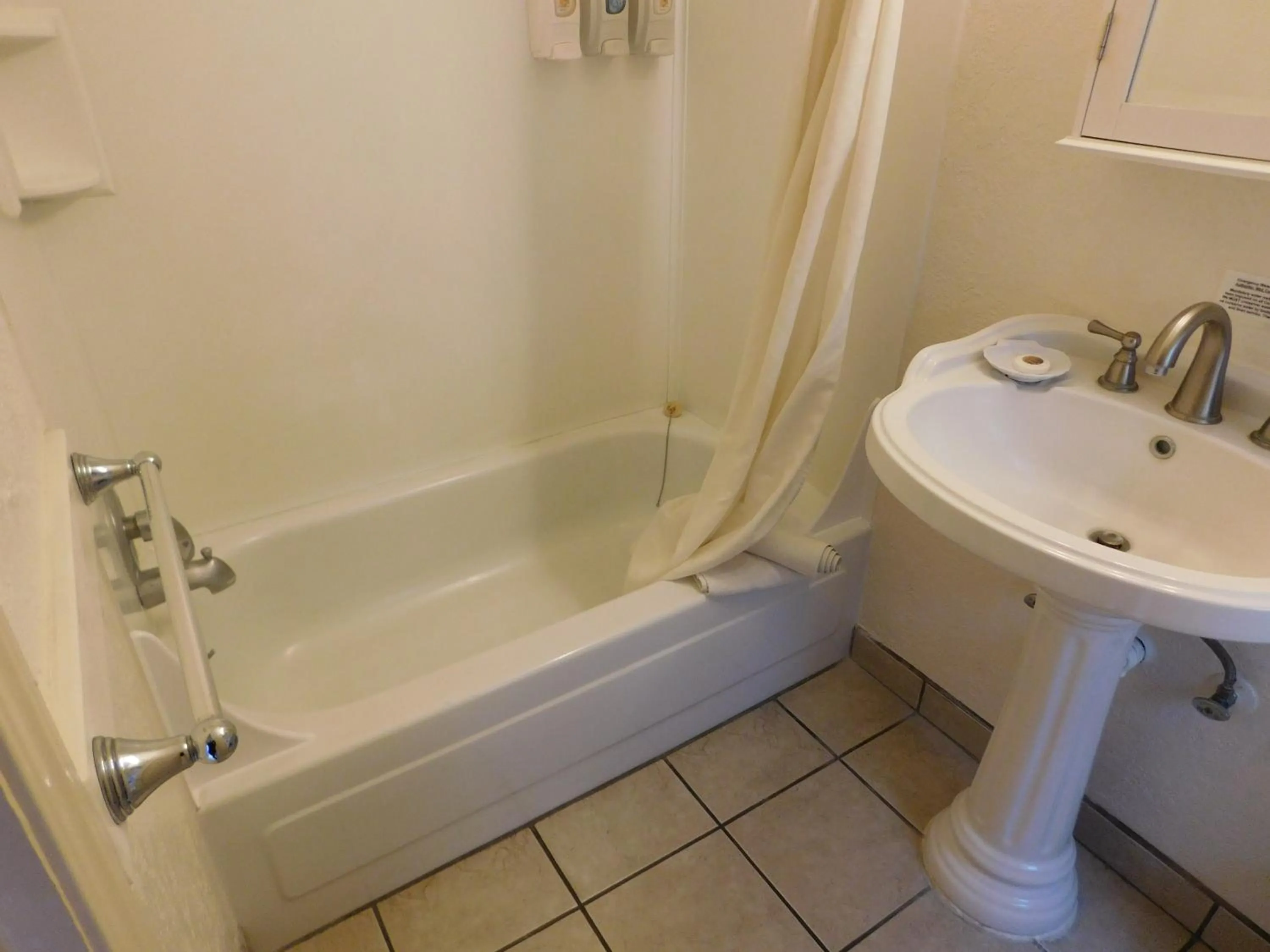 Bathroom in Capitola Venetian Vacation Rentals