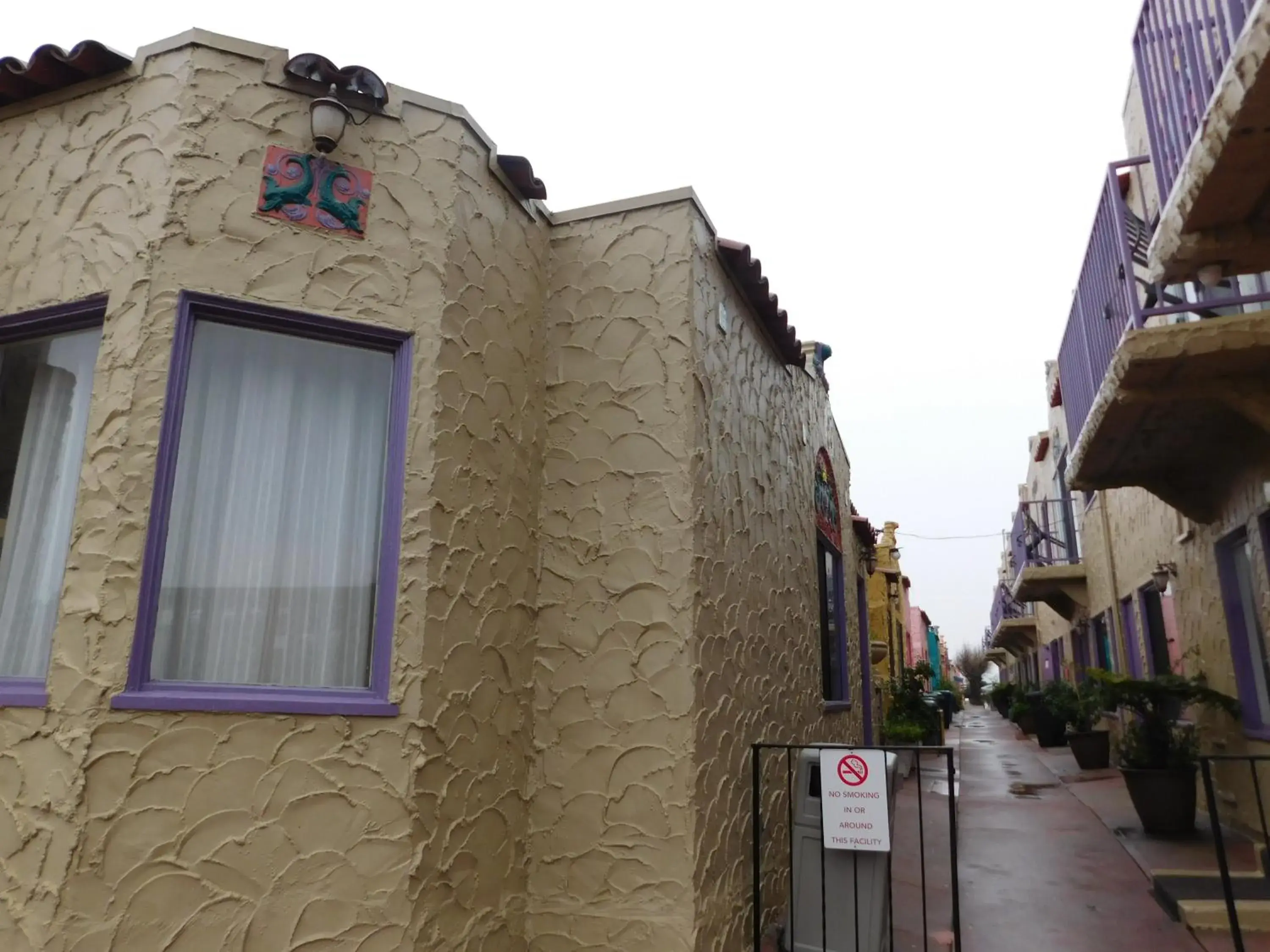 Property building in Capitola Venetian Vacation Rentals Property building in Capitola Venetian Vacation Rentals