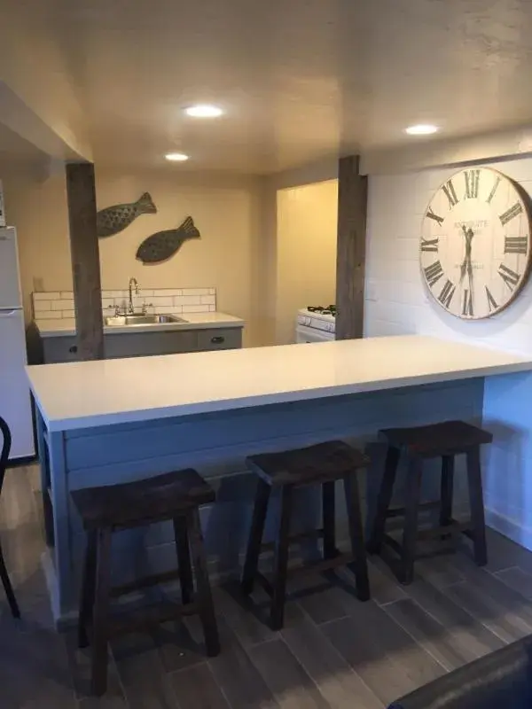 Kitchen or kitchenette in Capitola Venetian Vacation Rentals Kitchen or kitchenette in Capitola Venetian Vacation Rentals