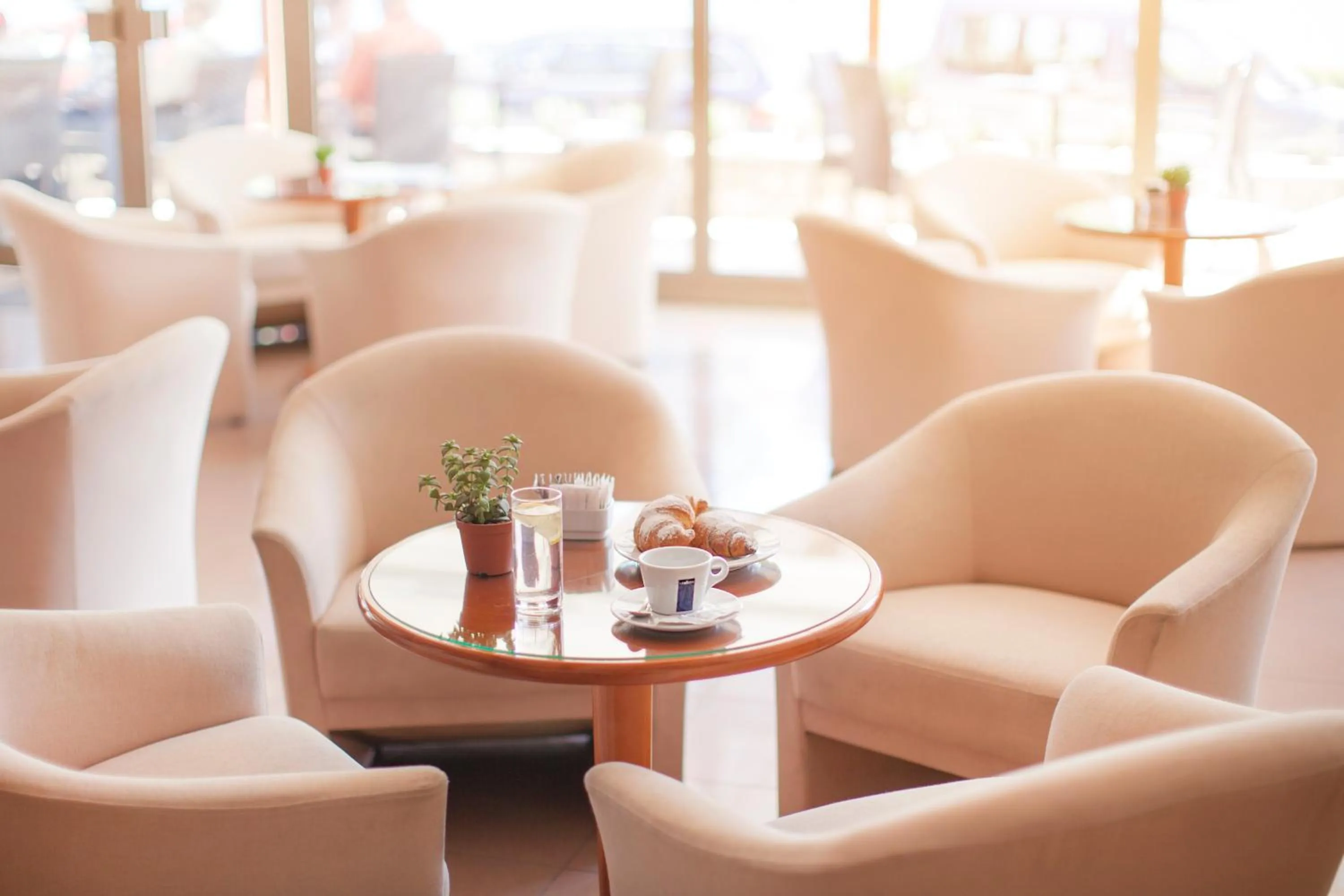 Lounge or bar in Hotel Odisej