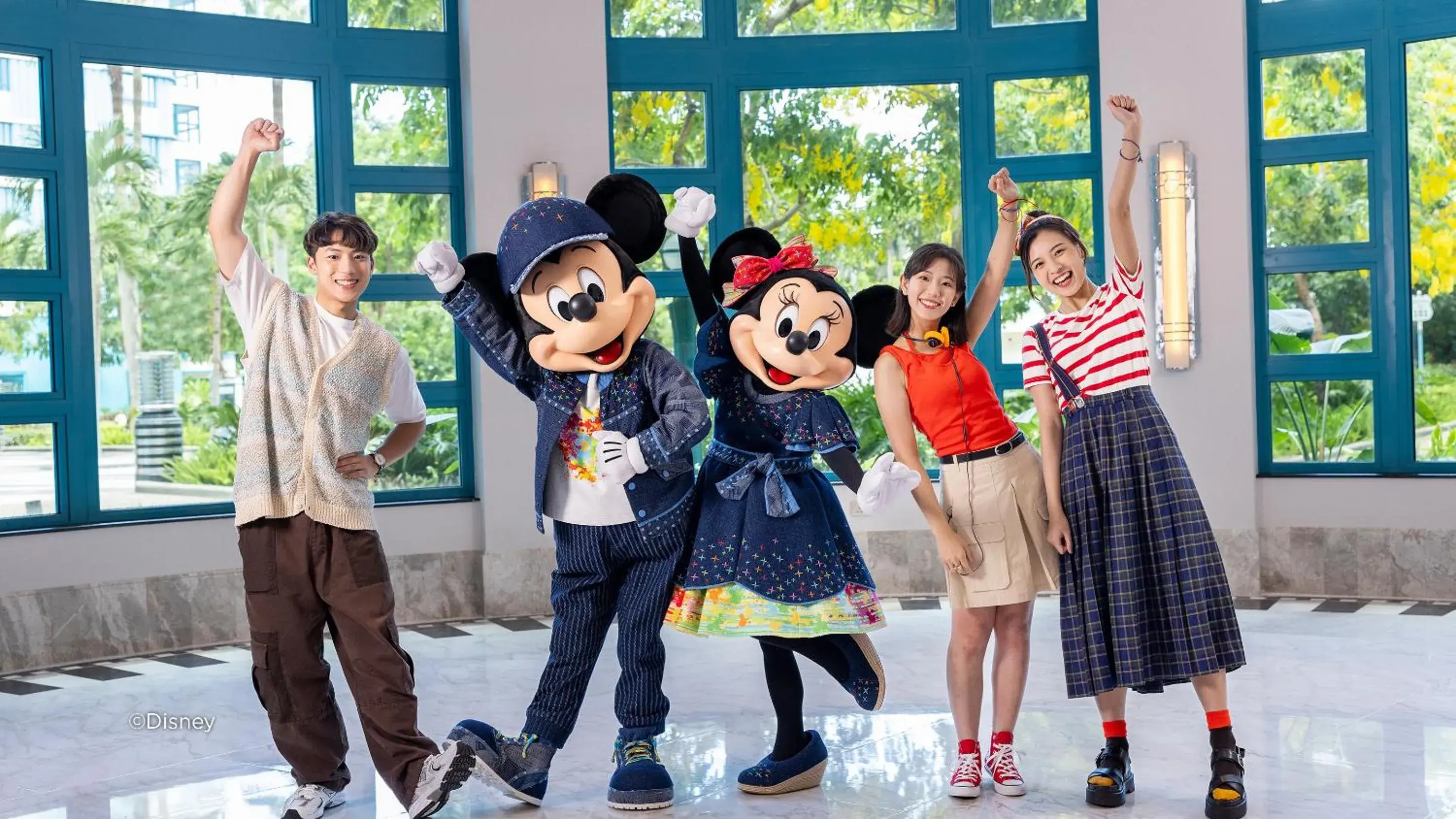 Lobby or reception in Disney's Hollywood Hotel Lobby or reception in Disney's Hollywood Hotel