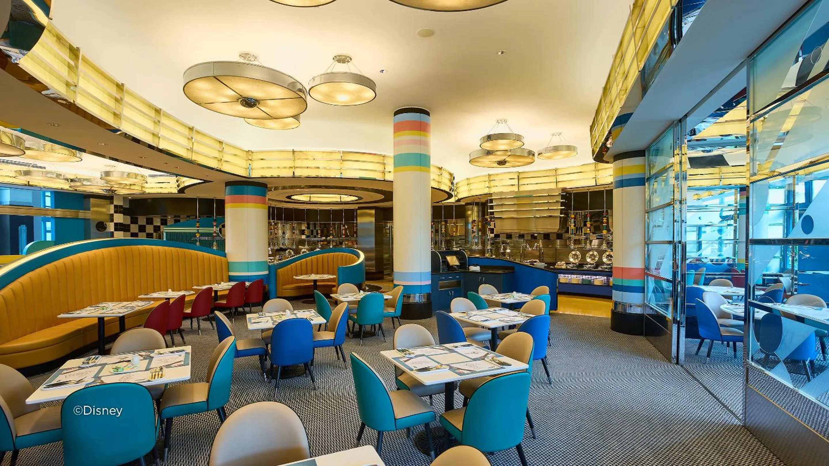 Restaurant/places to eat in Disney's Hollywood Hotel