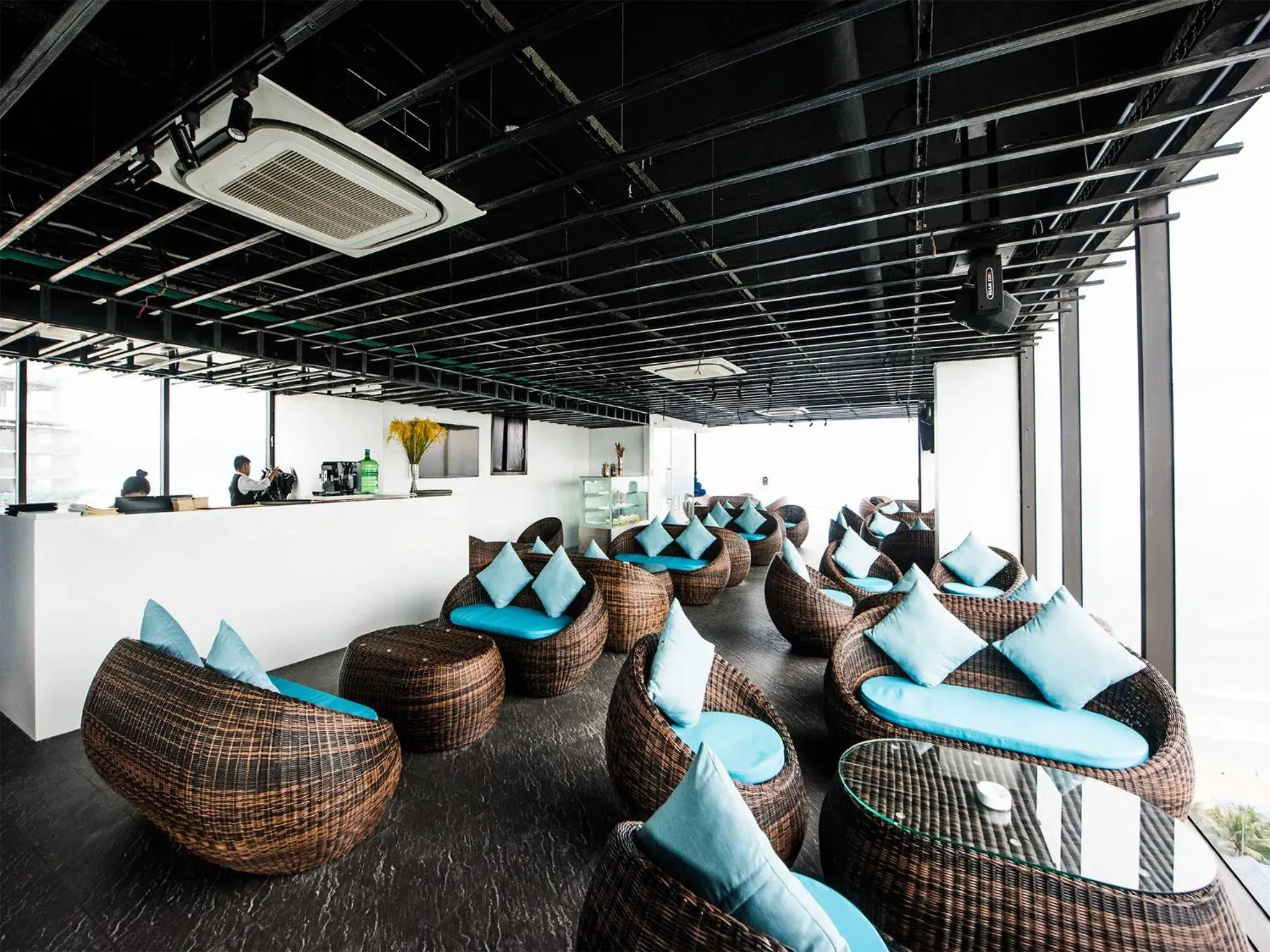 Lounge or bar in Yarra Ocean Suites Danang Lounge or bar in Yarra Ocean Suites Danang