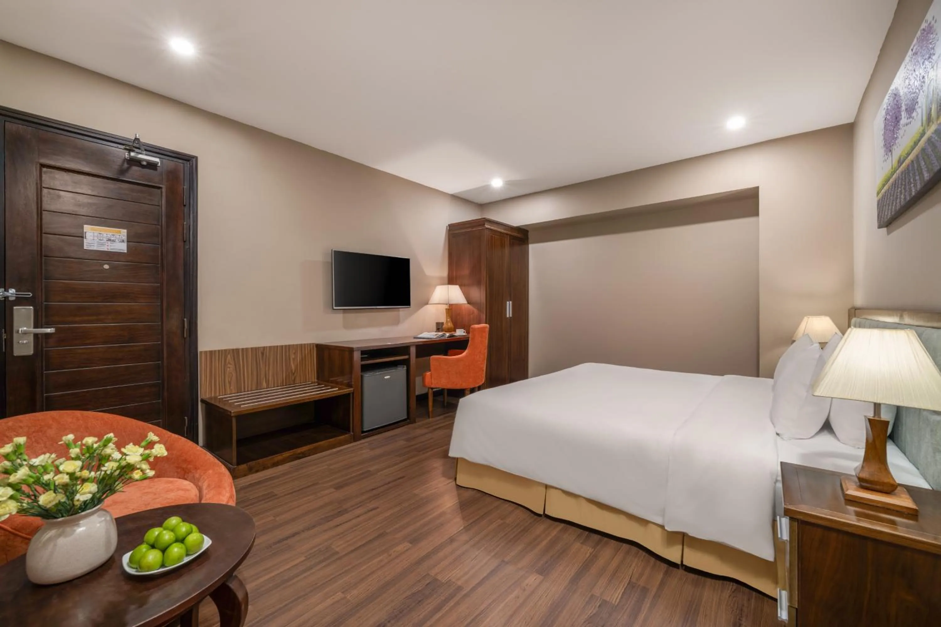 Bed in Yarra Ocean Suites Danang