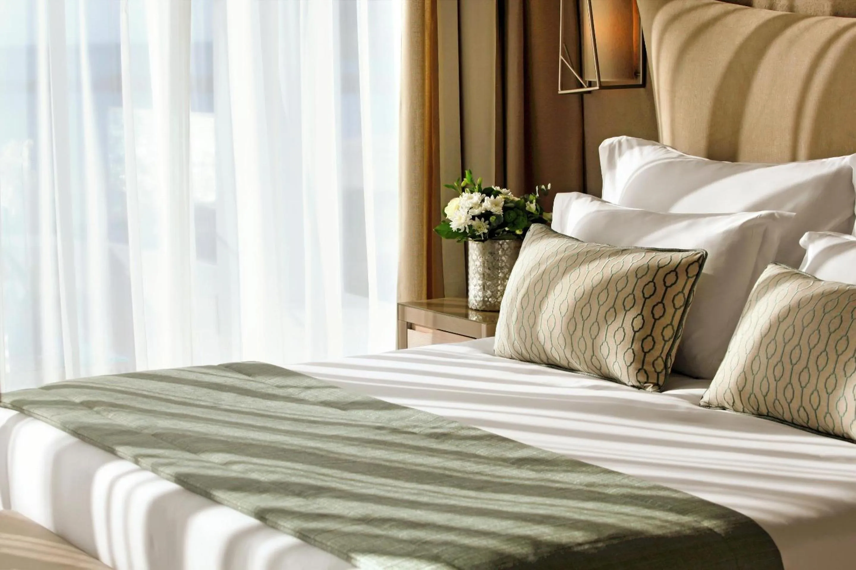 Photo of the whole room, Bed in Sani Dunes