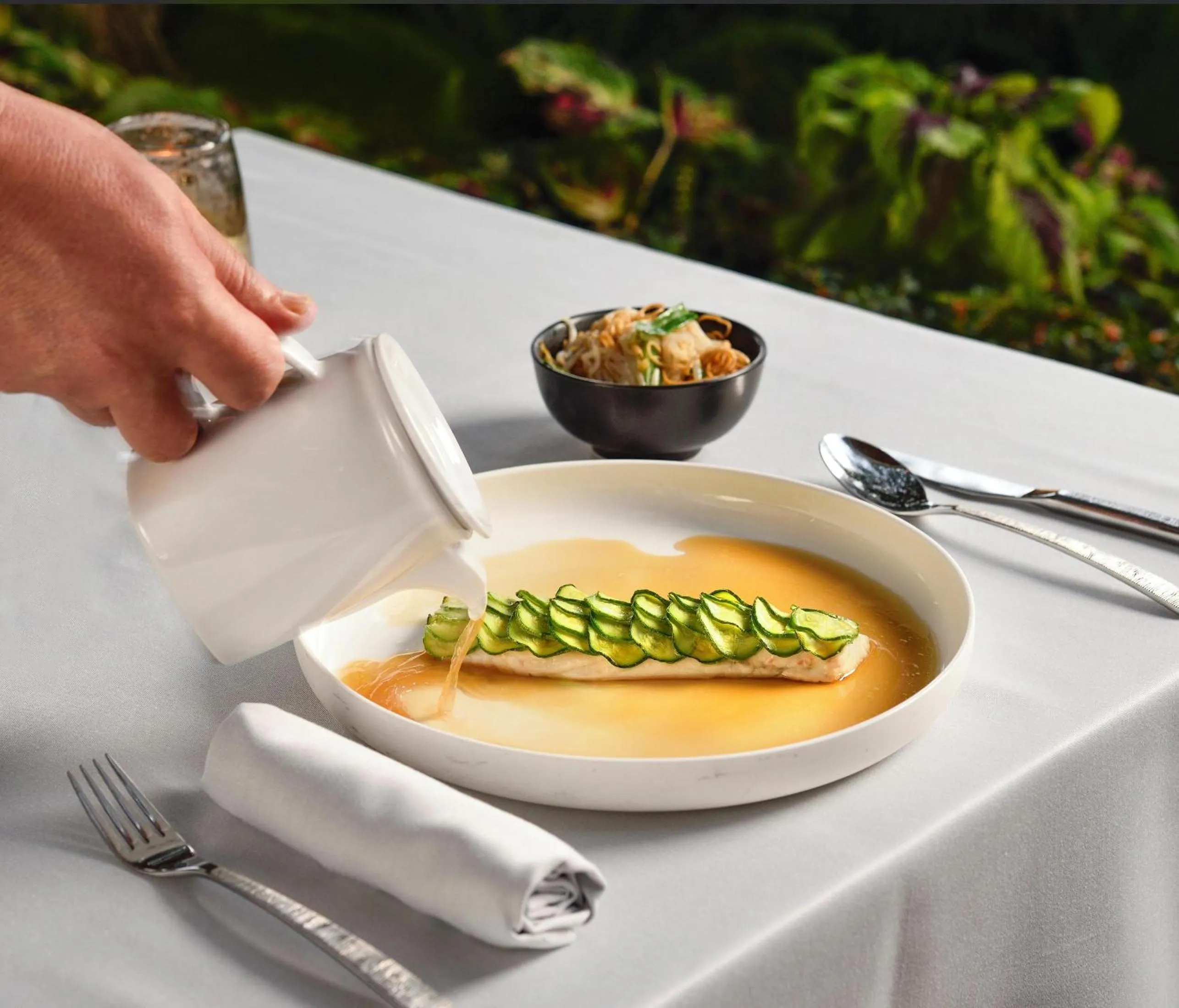 Restaurant/places to eat in Sani Dunes