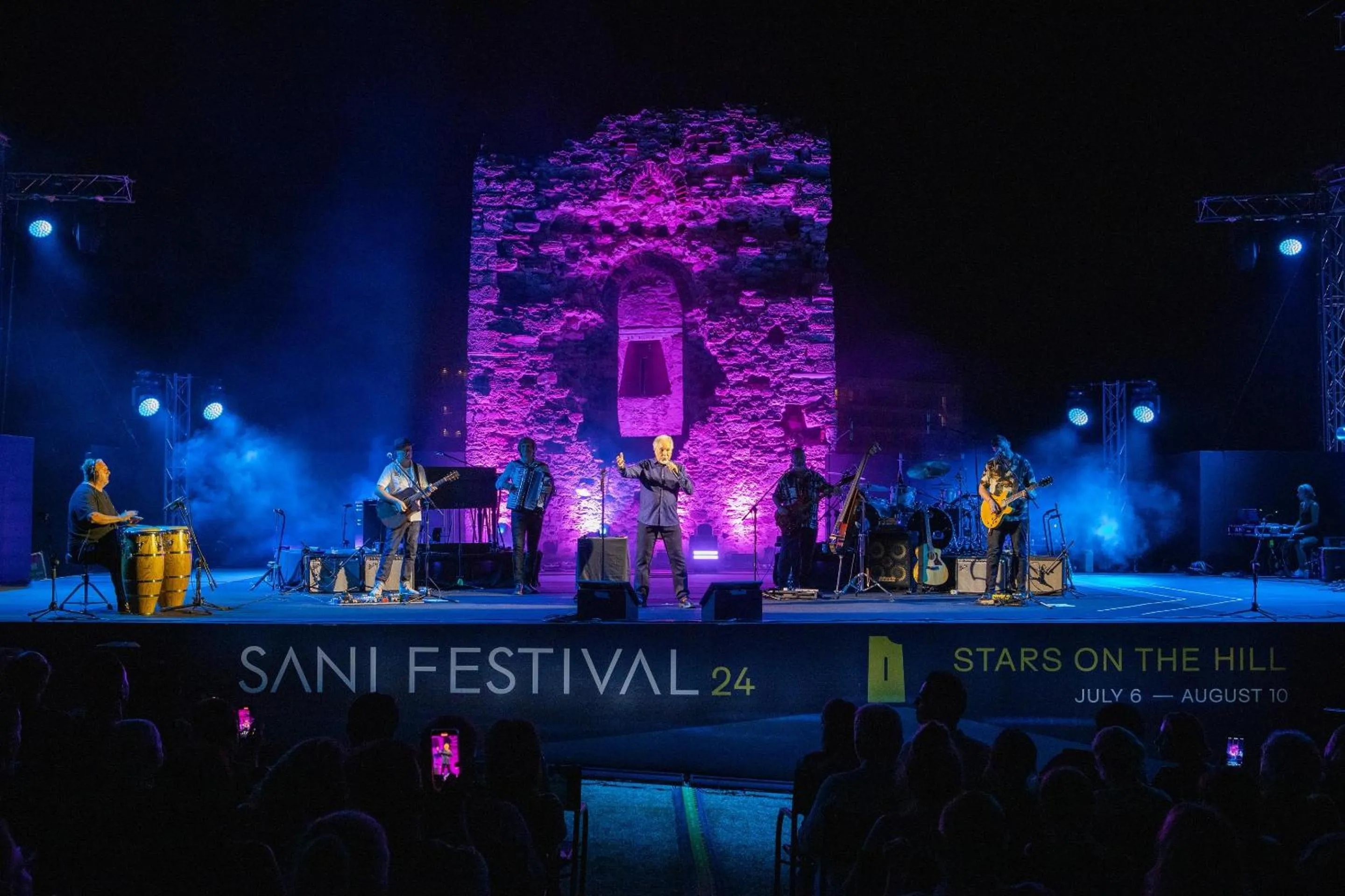 Decorative detail in Sani Dunes