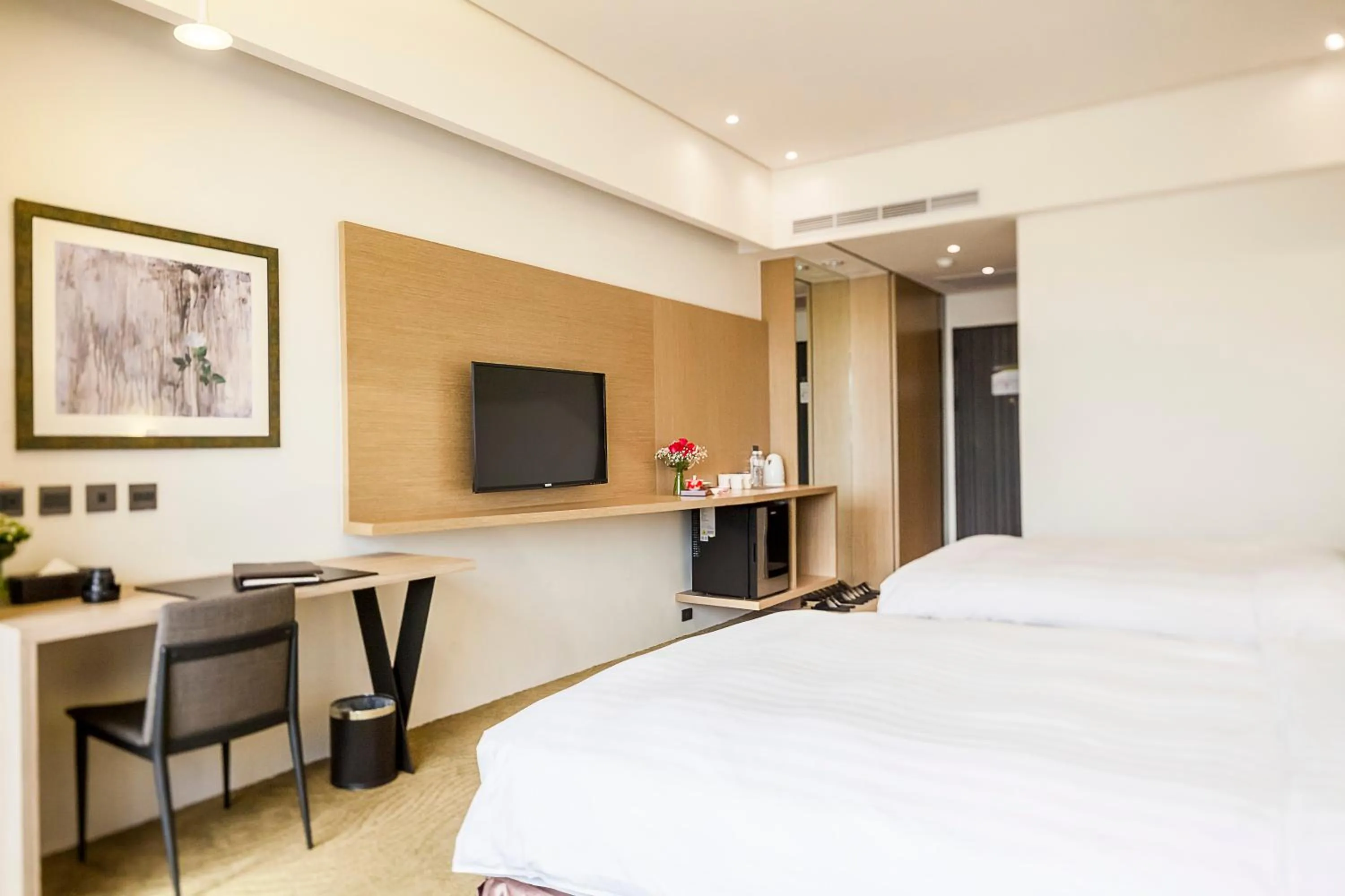 Photo of the whole room, Bed in Look Royal Resort