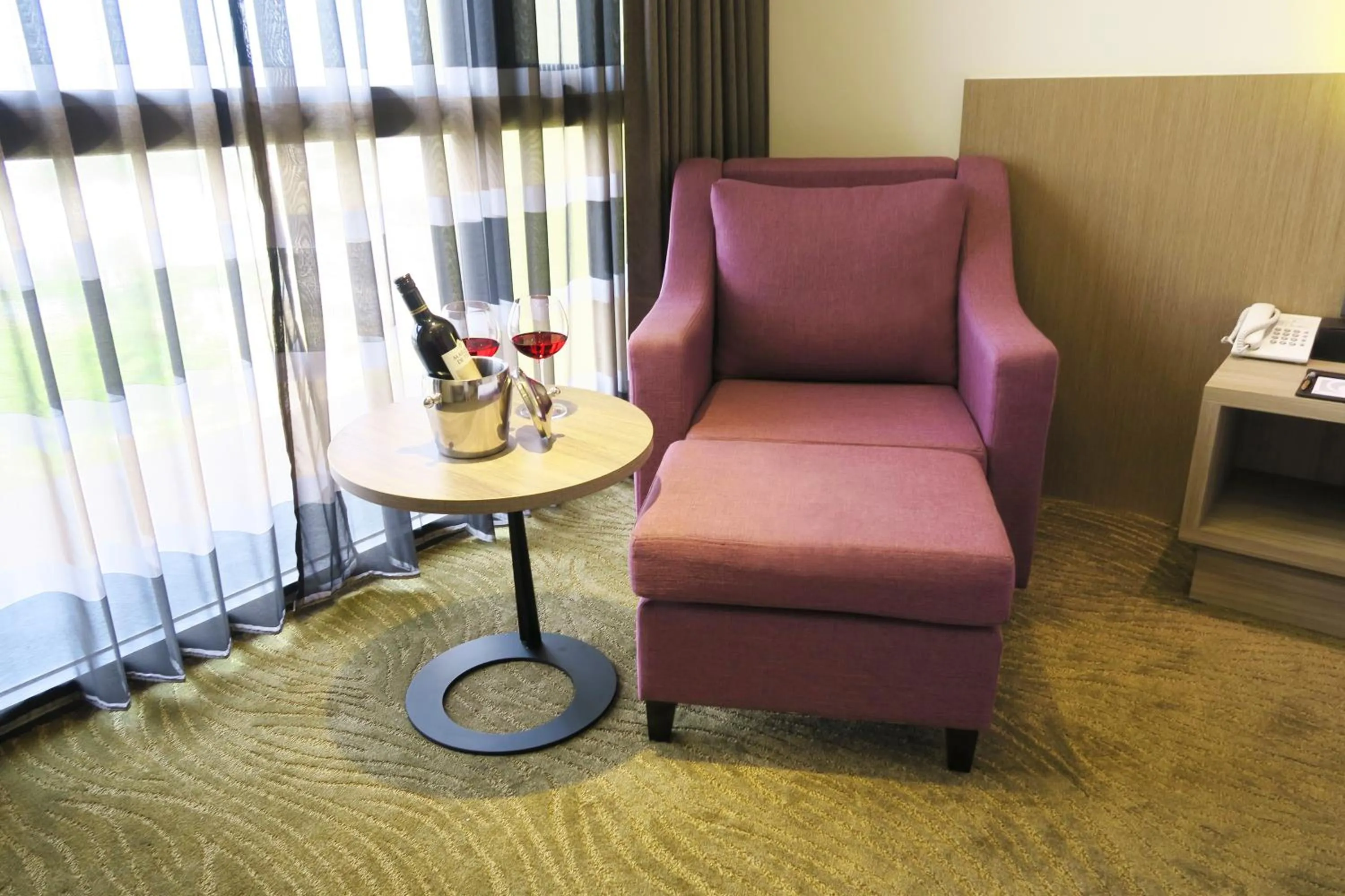 Photo of the whole room in Look Royal Resort