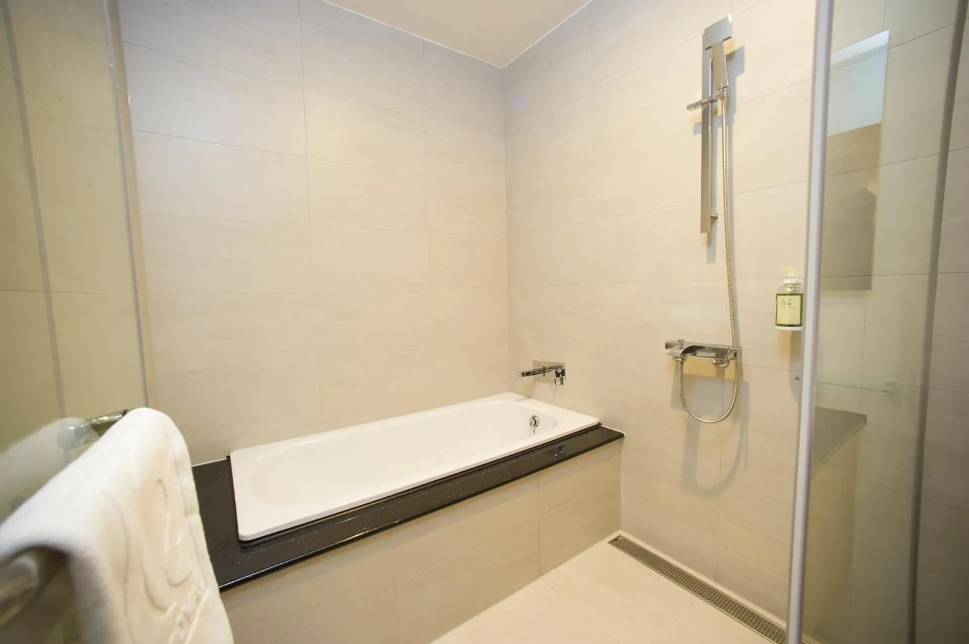 Bathroom in Look Royal Resort