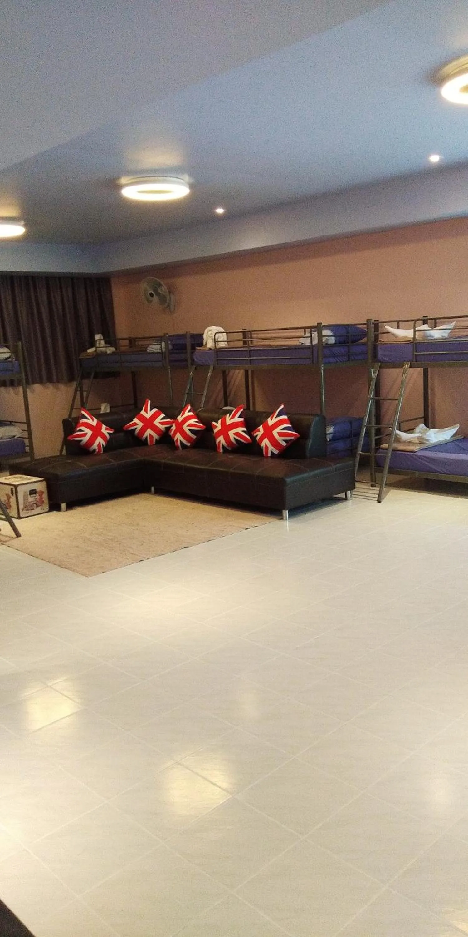 bunk bed in Phuket Wake Park