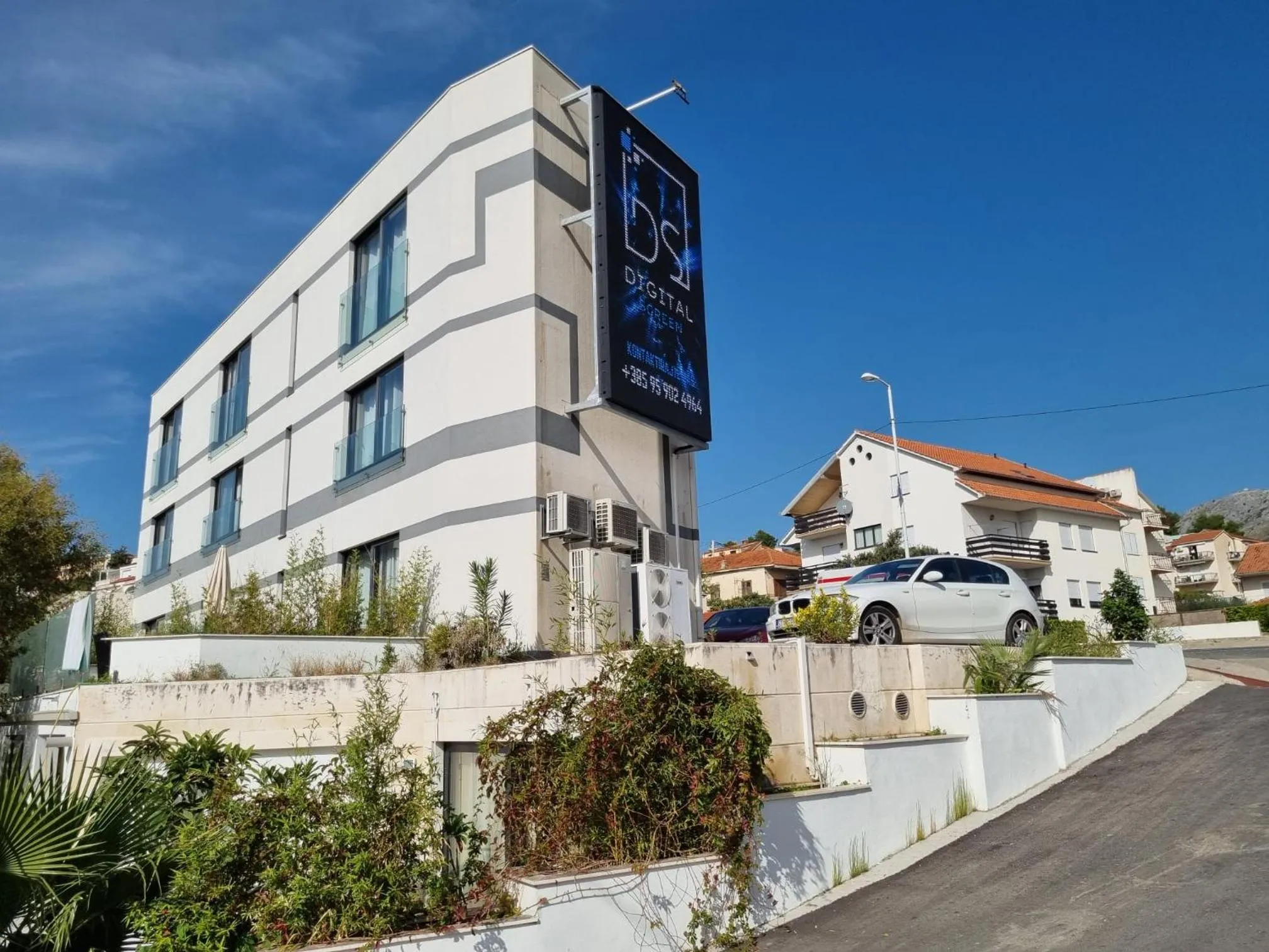 Property building in Hotel San Antonio