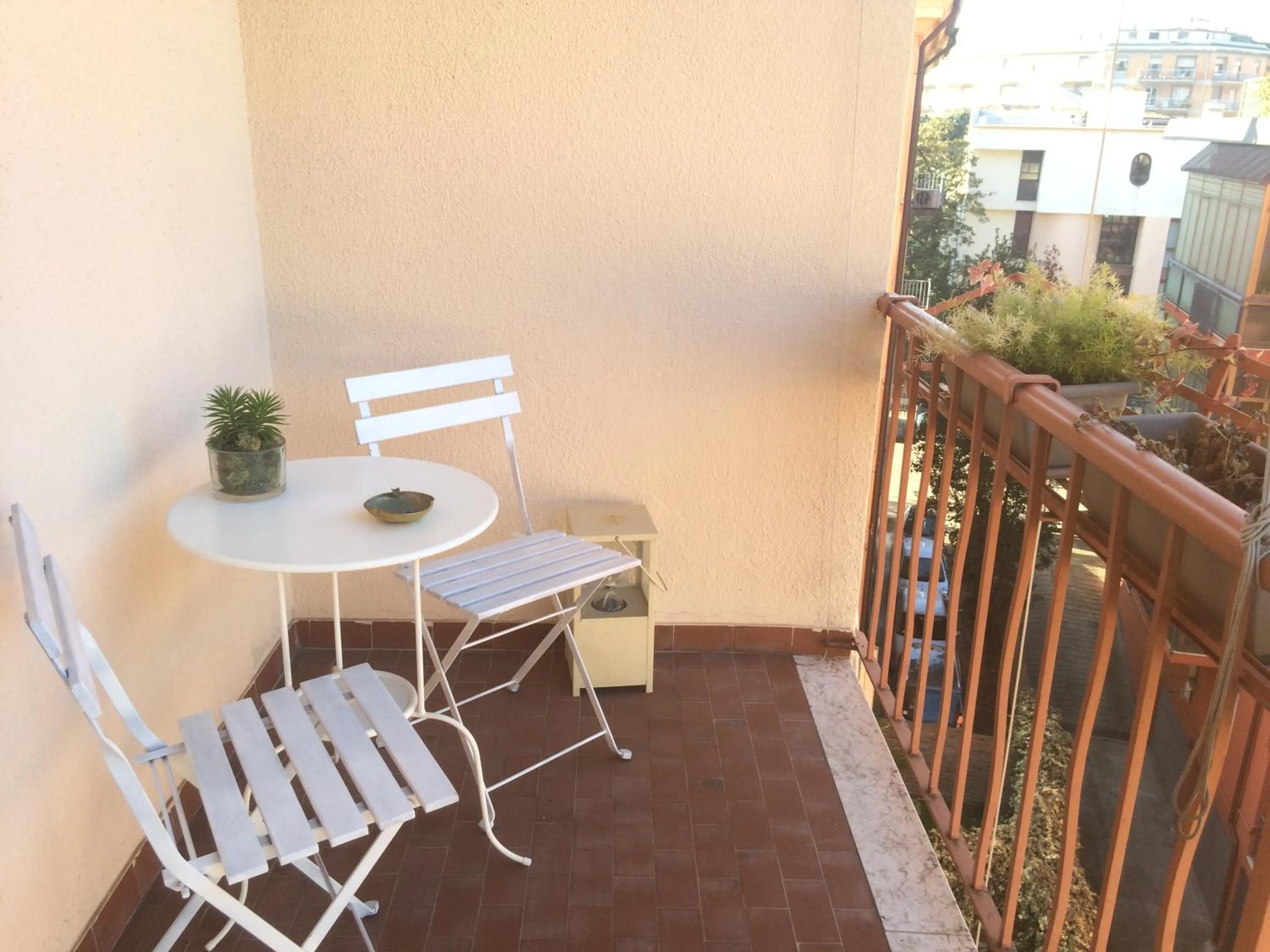 Balcony/Terrace in Fleur Blanche