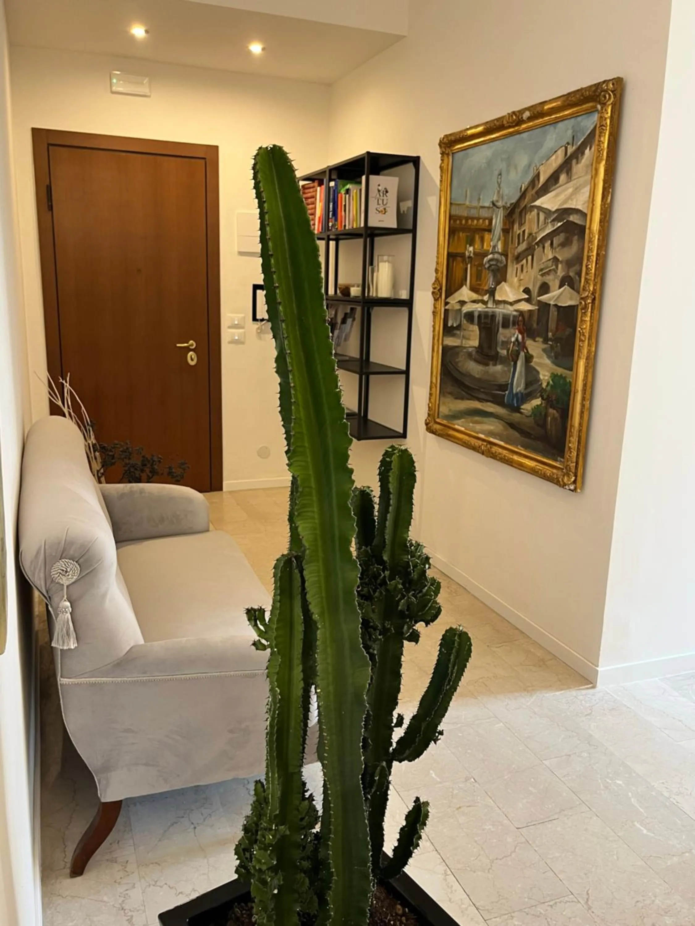 Library in Fleur Blanche