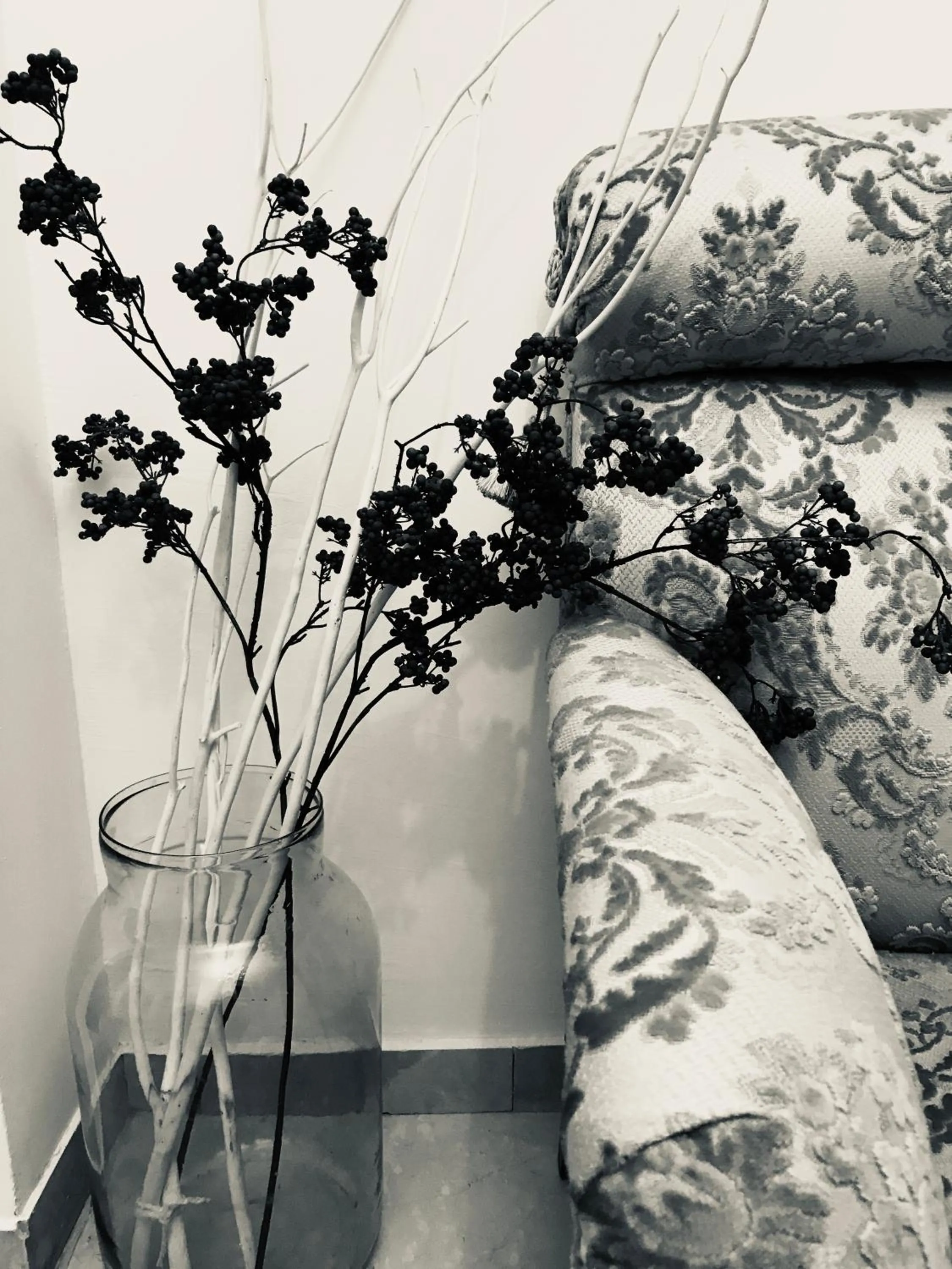 Decorative detail, Bed in Fleur Blanche