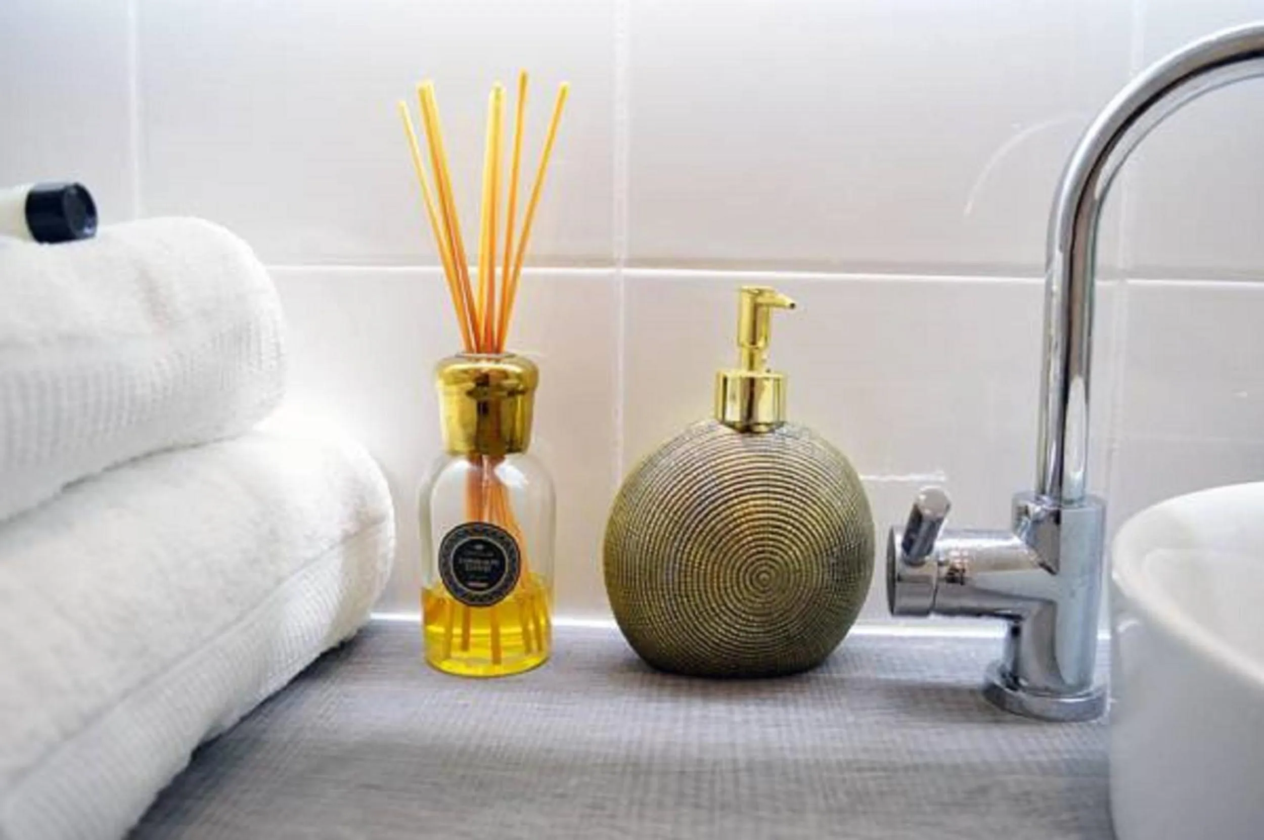 Bathroom in New monumental garden view Studio