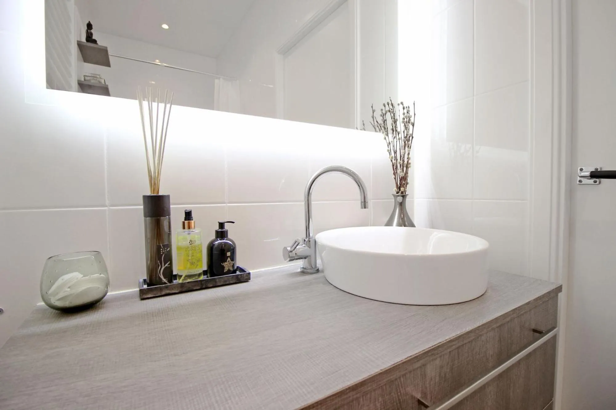 Bathroom in New monumental garden view Studio