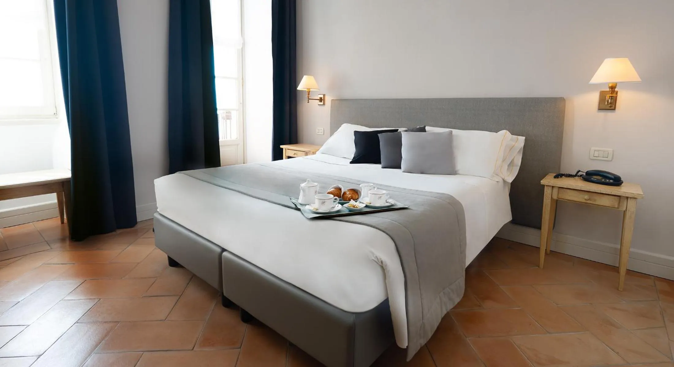 Bedroom, Bed in Hotel Cannero