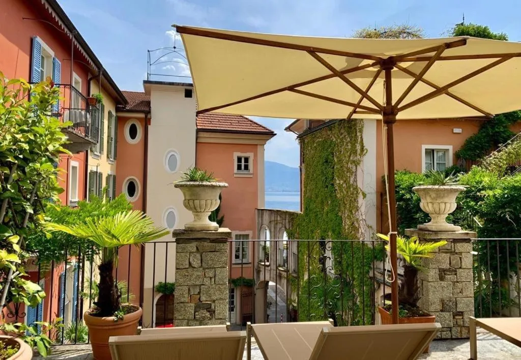 Spring in Hotel Cannero