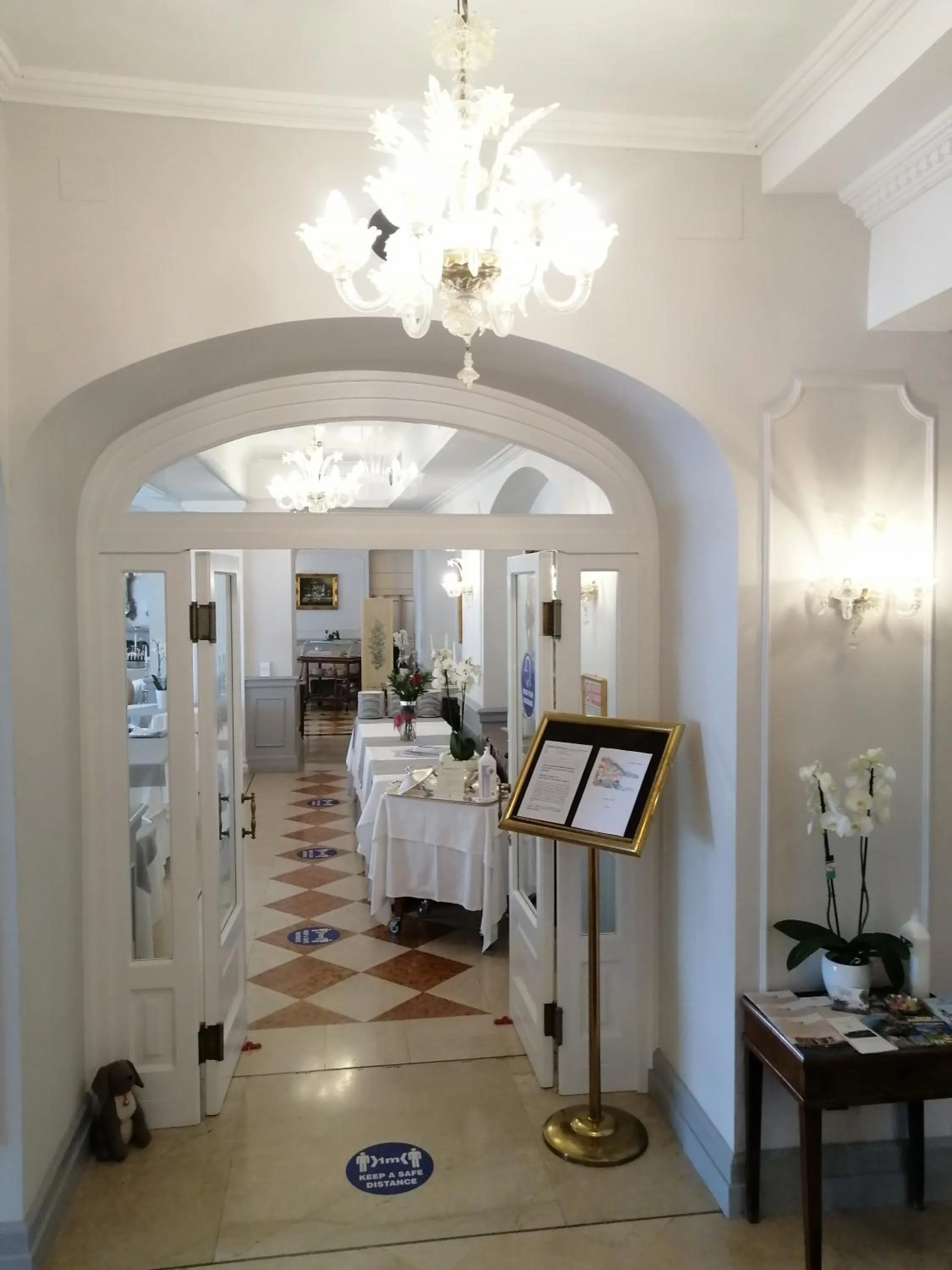 Restaurant/places to eat in Hotel Cannero