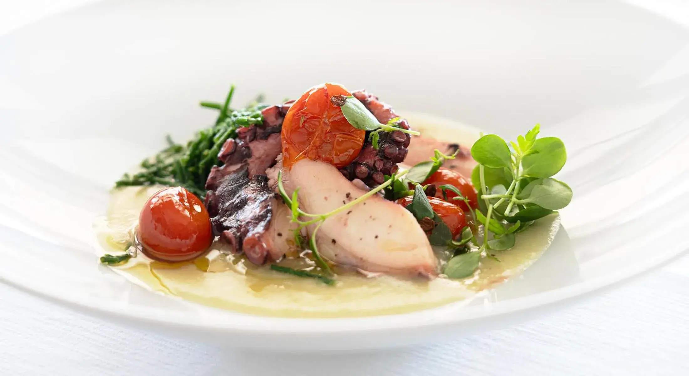 Restaurant/places to eat in Hotel Cannero Restaurant/places to eat in Hotel Cannero