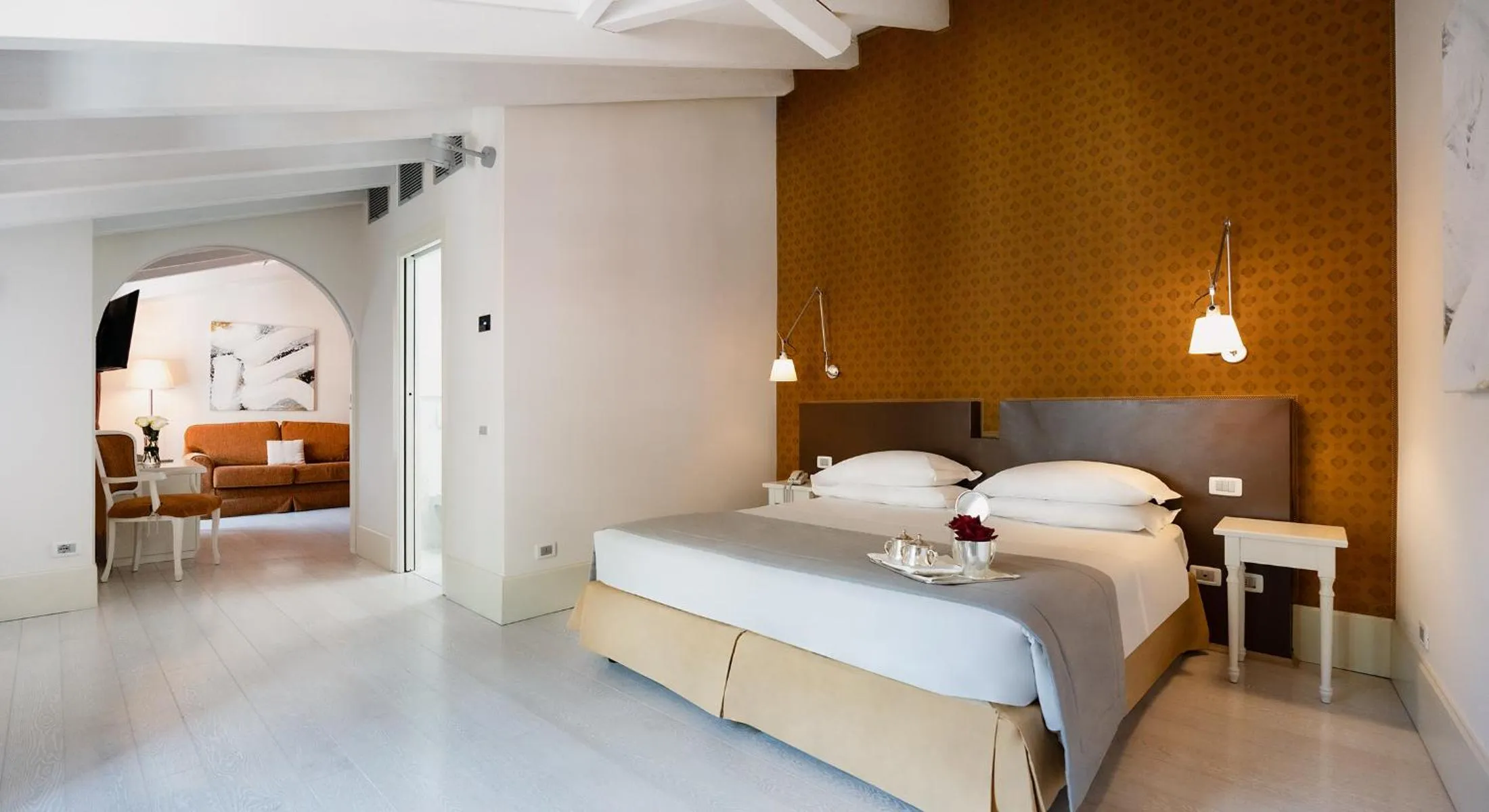 Bedroom, Bed in Hotel Cannero