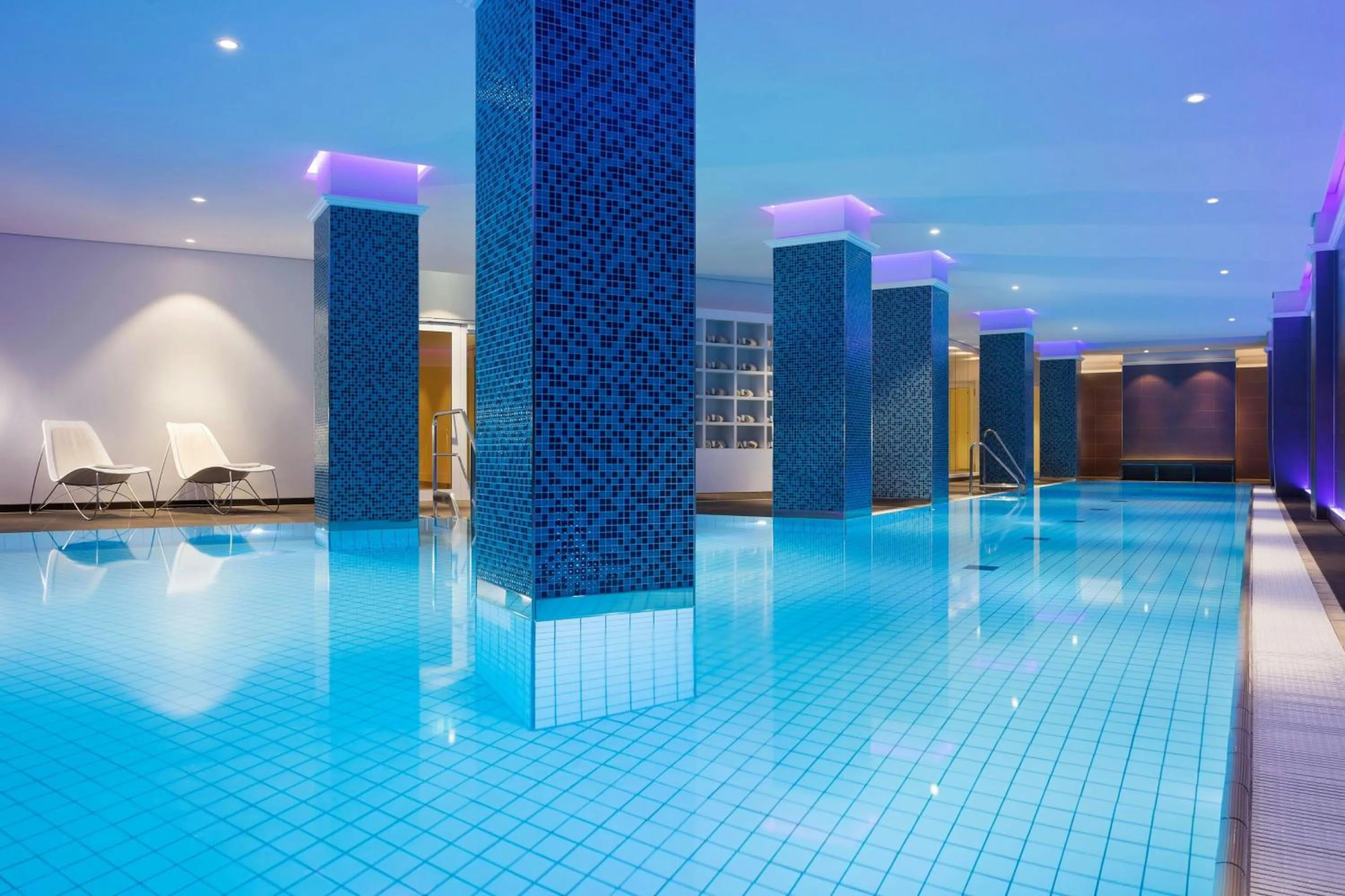 Swimming pool in The Westin Hamburg Elbphilharmonie