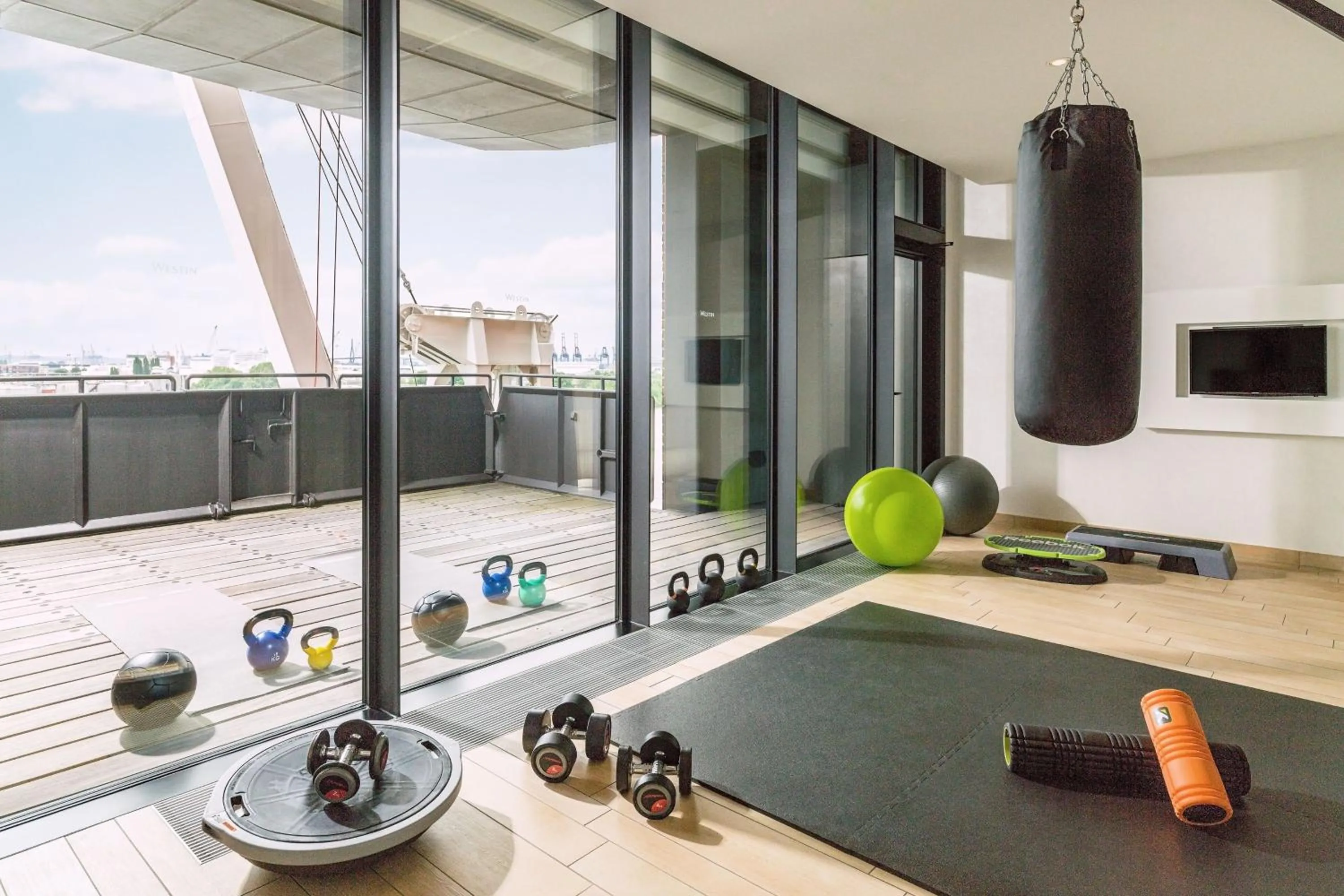 Fitness centre/facilities in The Westin Hamburg Elbphilharmonie