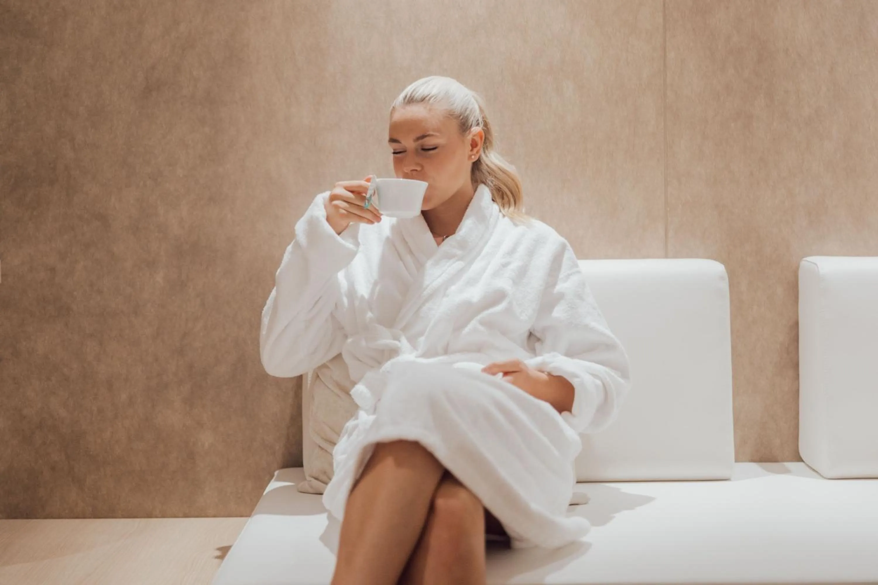 Lounge or bar in The Westin Hamburg Elbphilharmonie