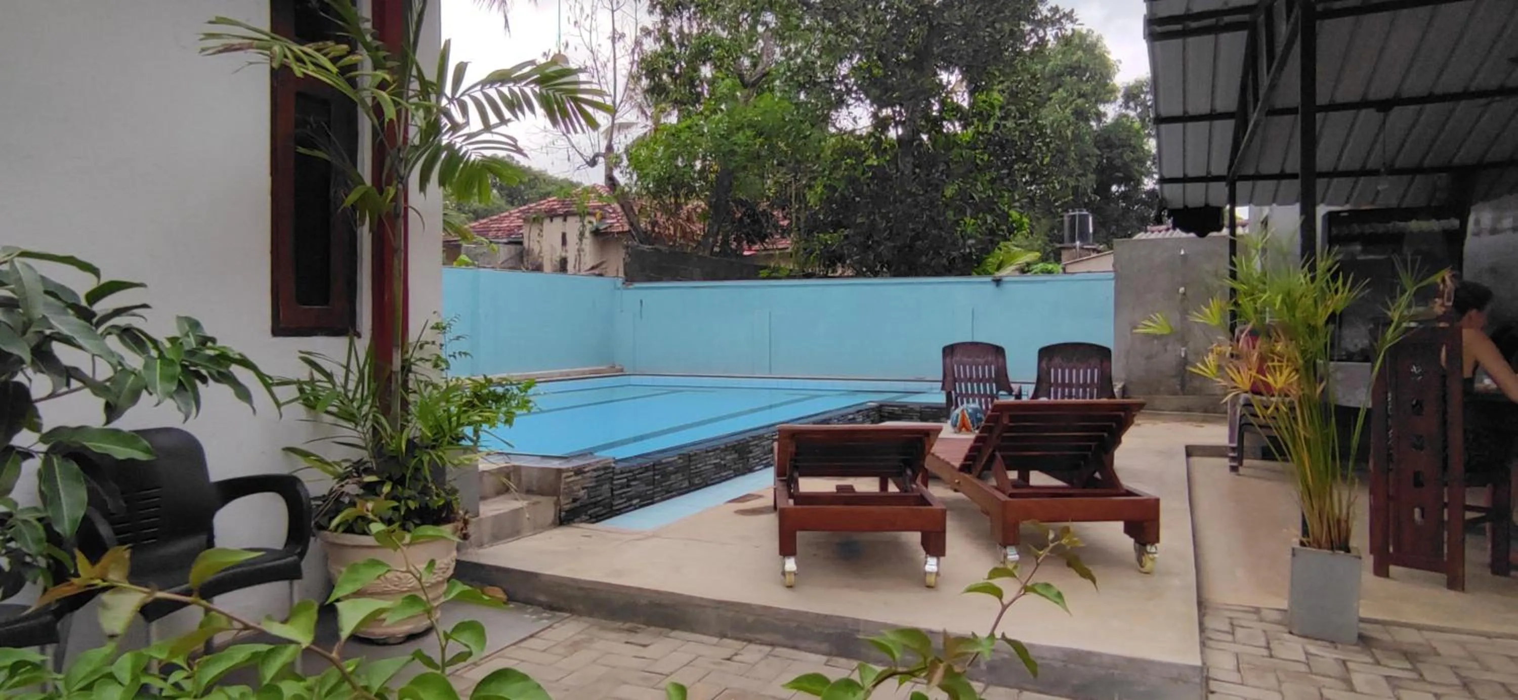 Swimming pool in Kutumbaya
