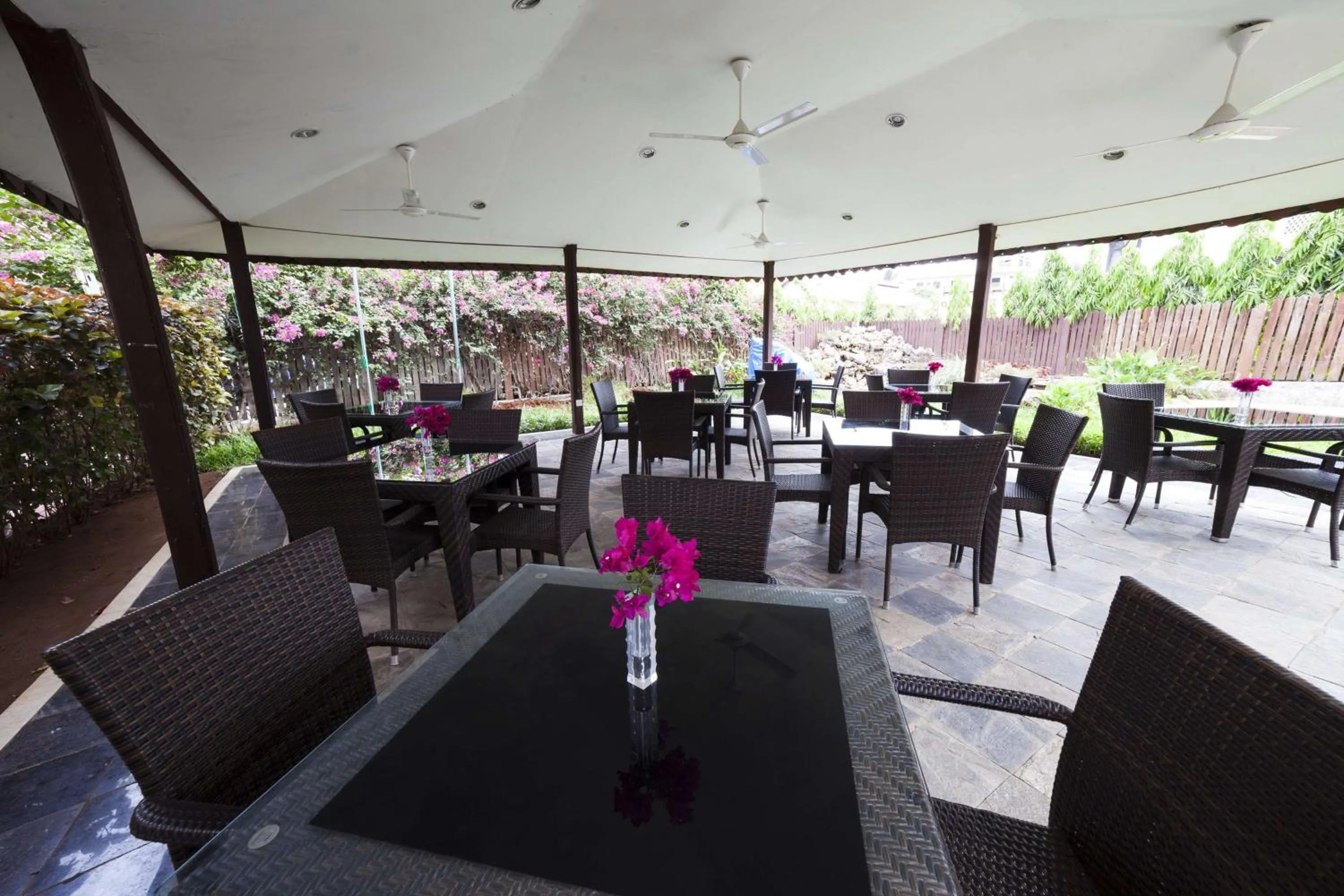 Restaurant/Places to Eat in Best Western Plus Zanzibar