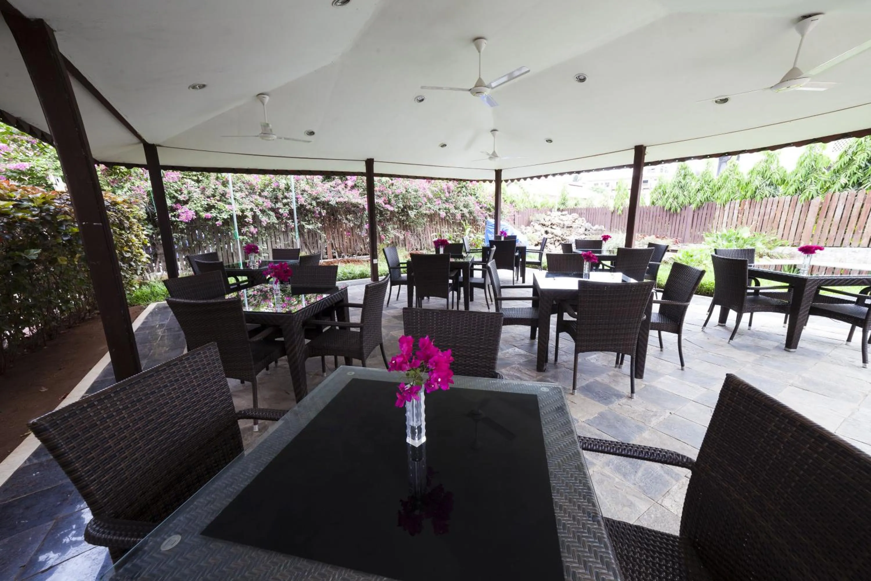 Restaurant/Places to Eat in Best Western Plus Zanzibar