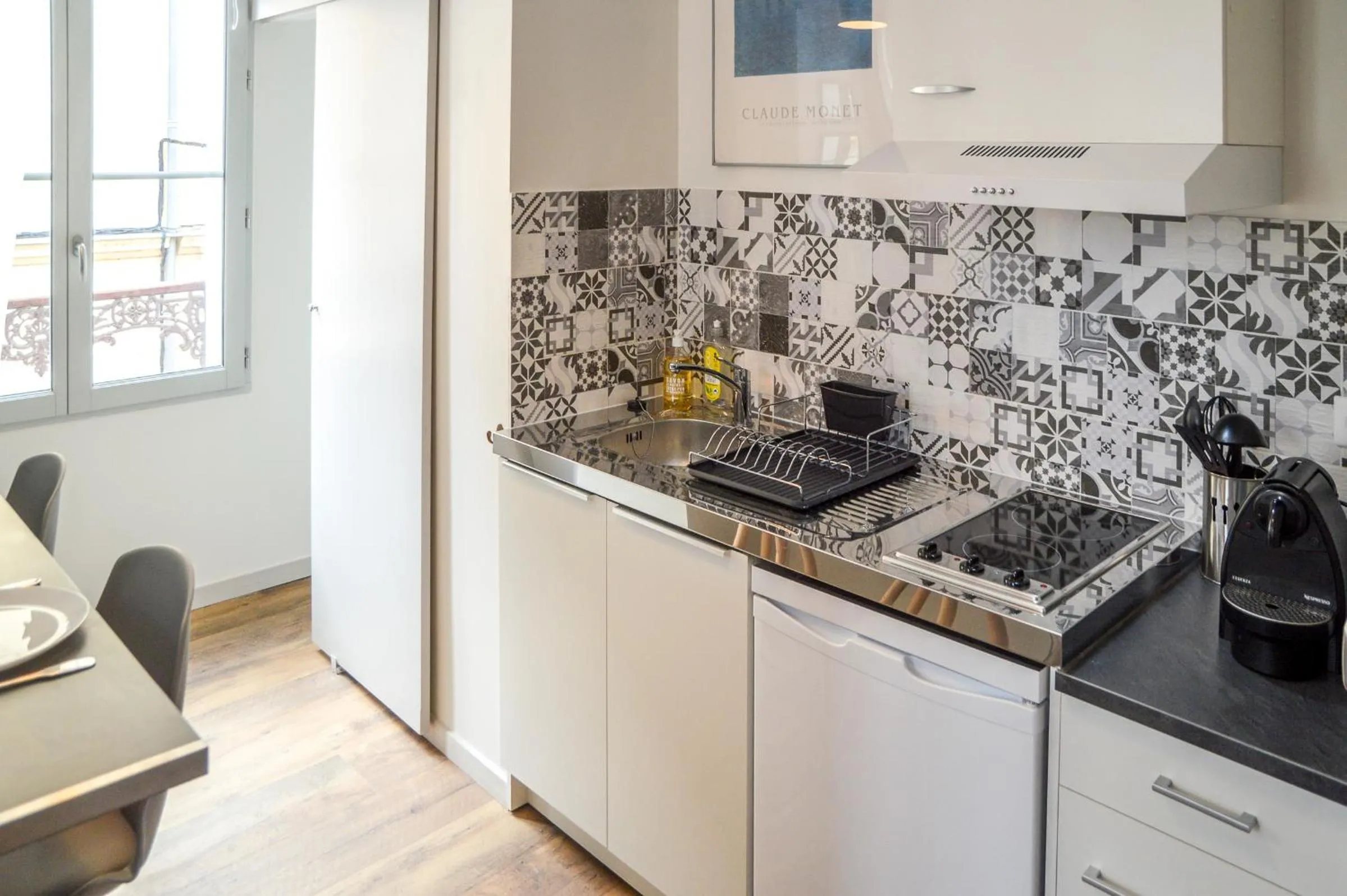 Studio 1st Floor in Les Appartements du Palais