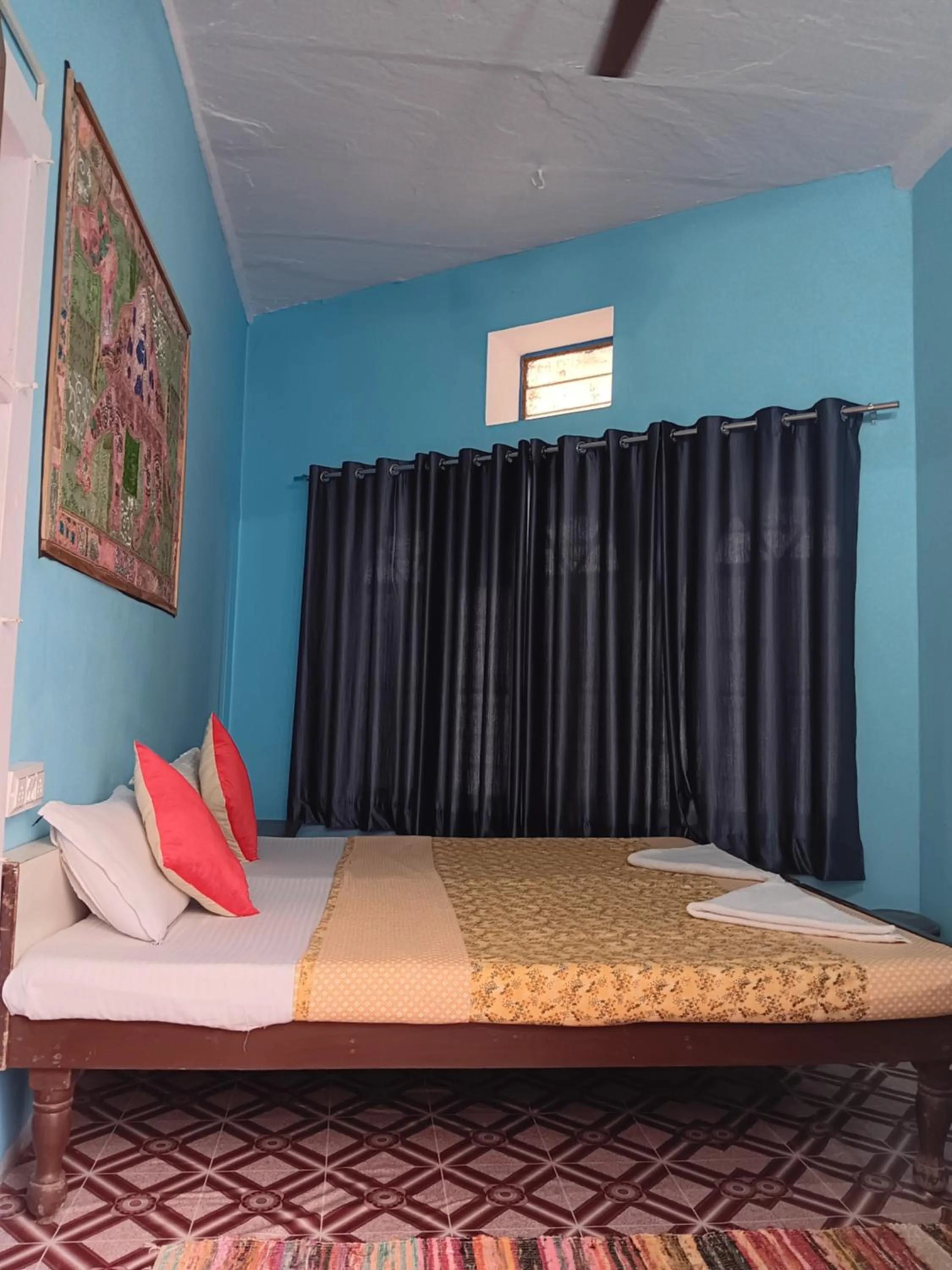 Bed in Mayur Guest House