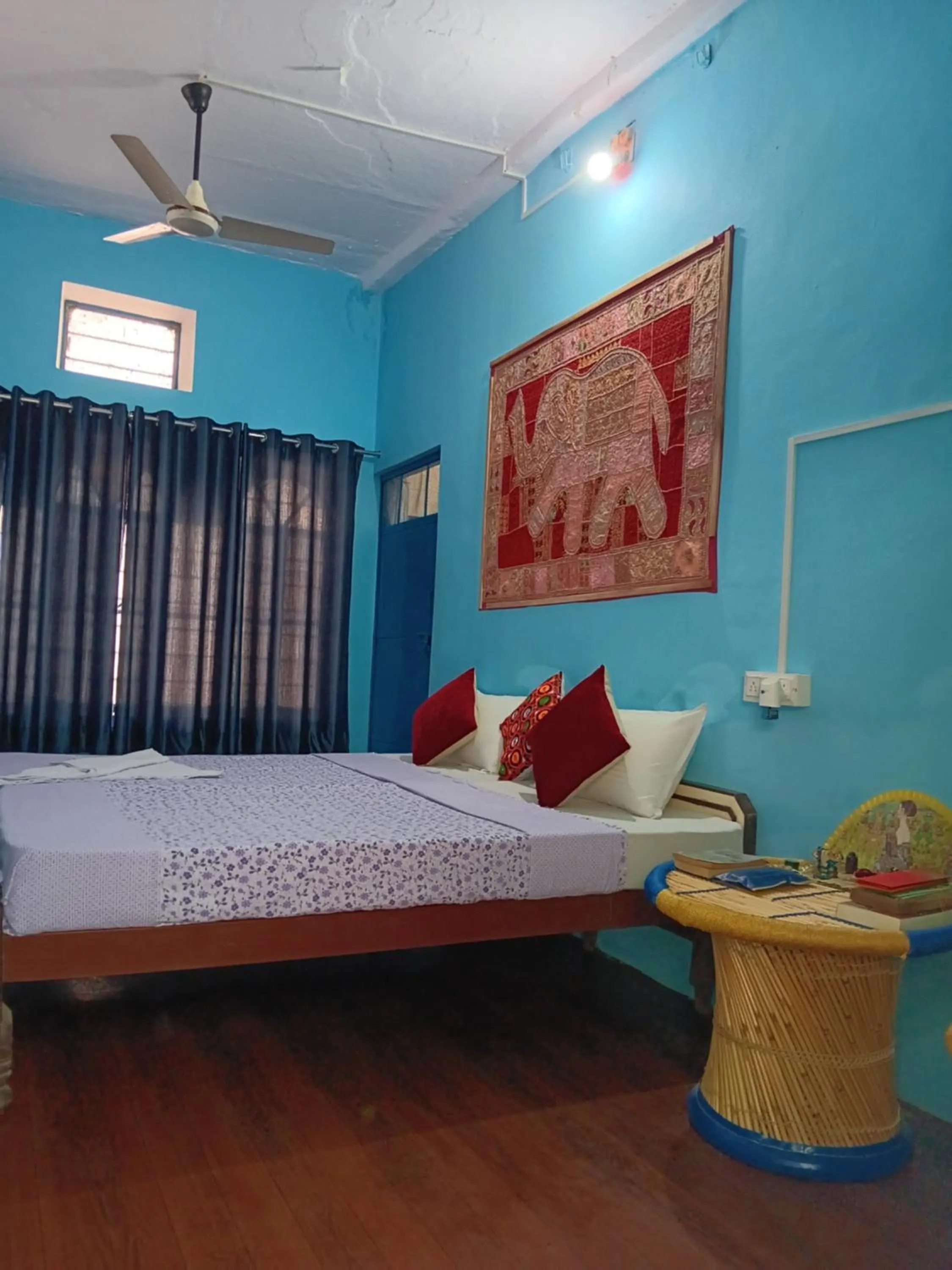 Bed in Mayur Guest House