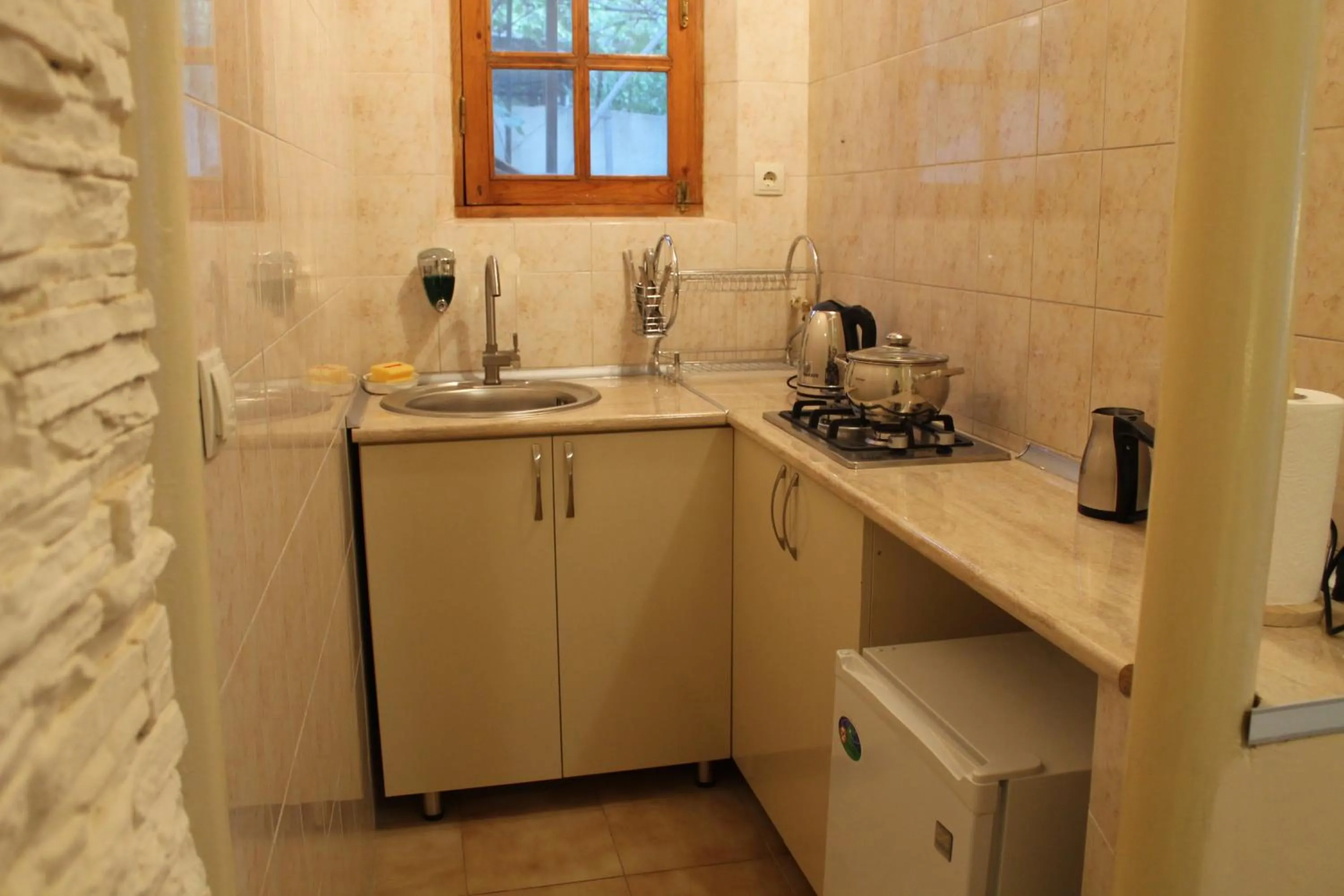 Kitchen or kitchenette in House 41
