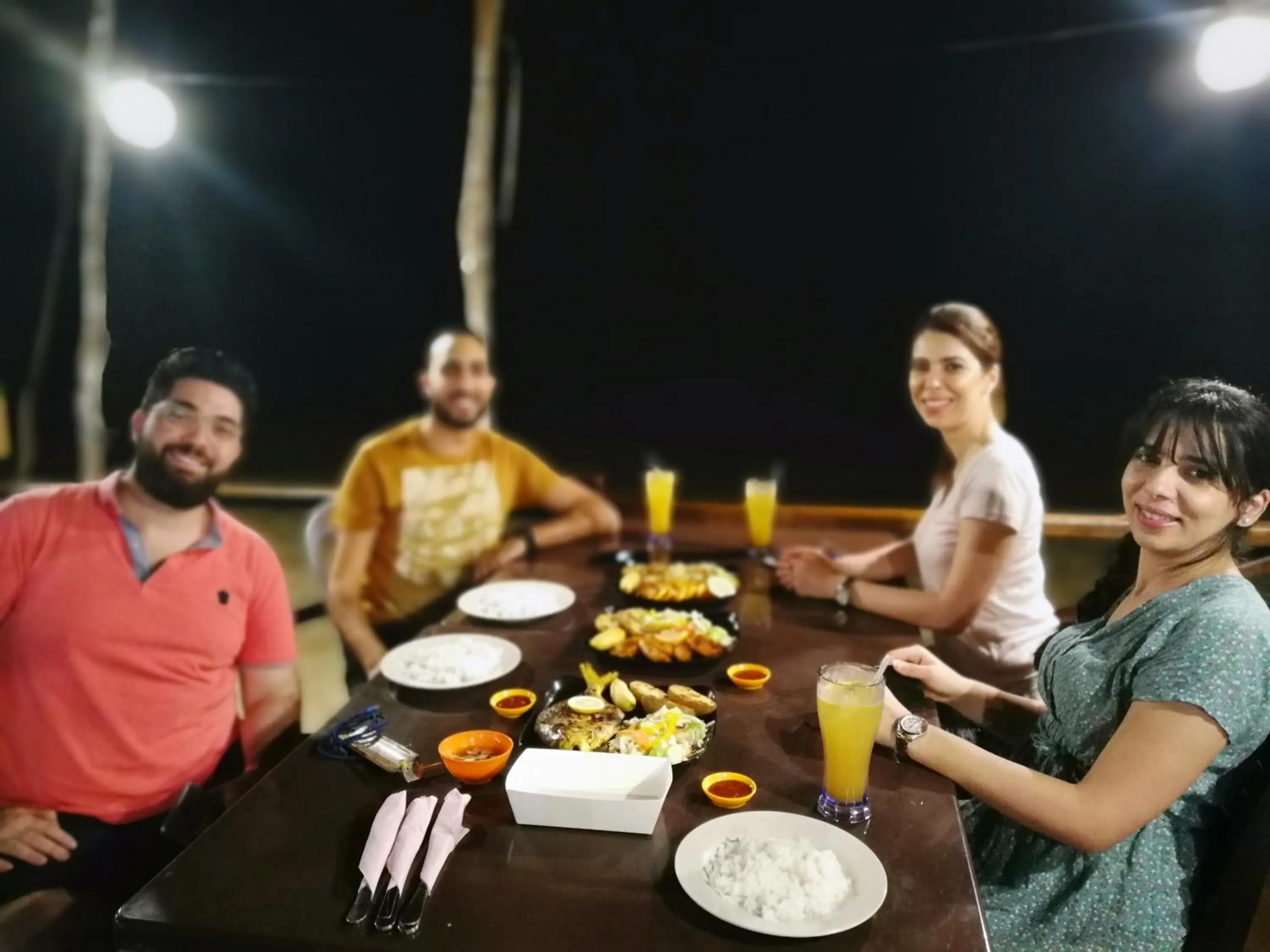 Restaurant/places to eat in Rainbow Tioman Cottage