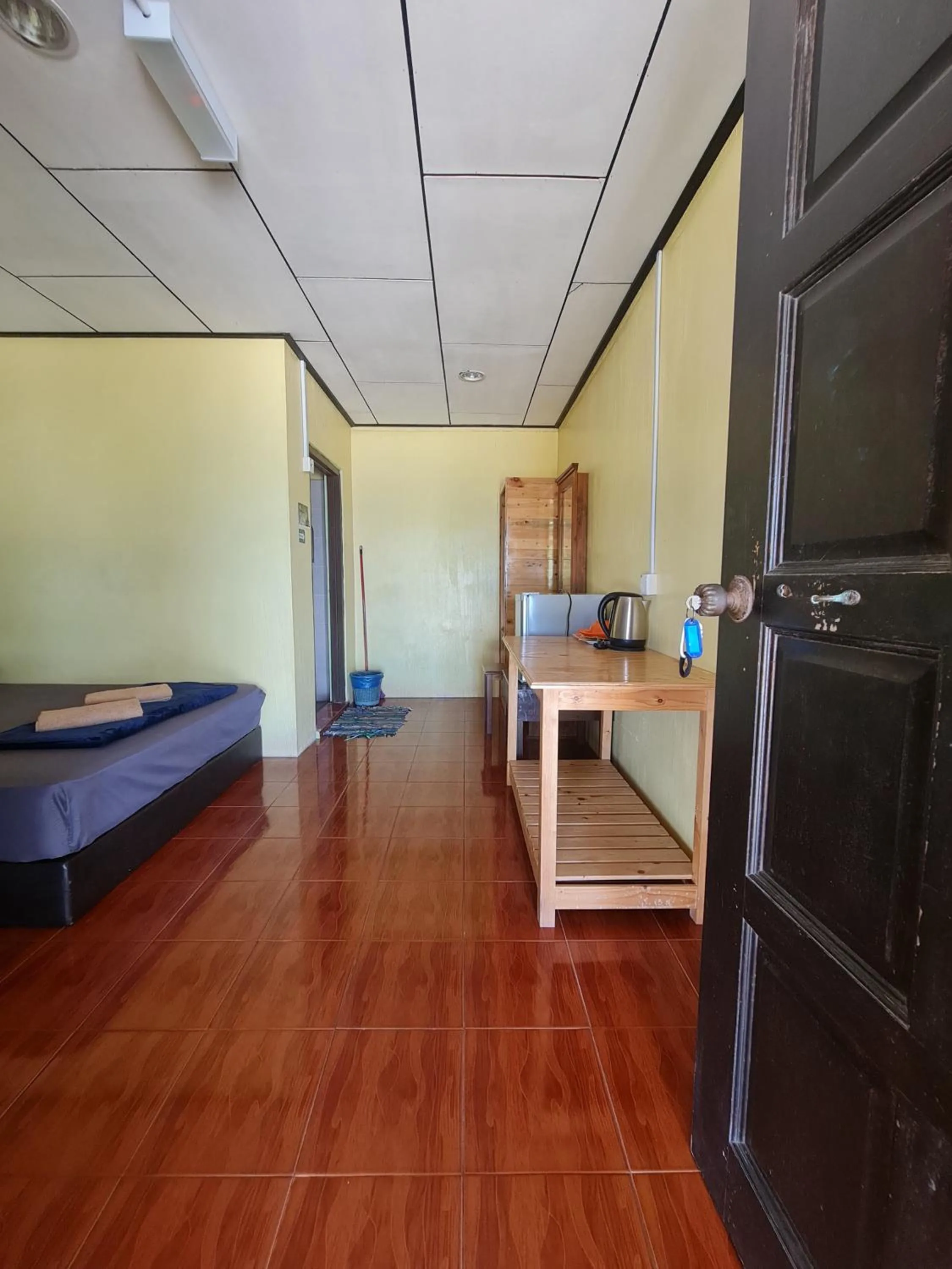 Bedroom, Bed in Rainbow Tioman Cottage