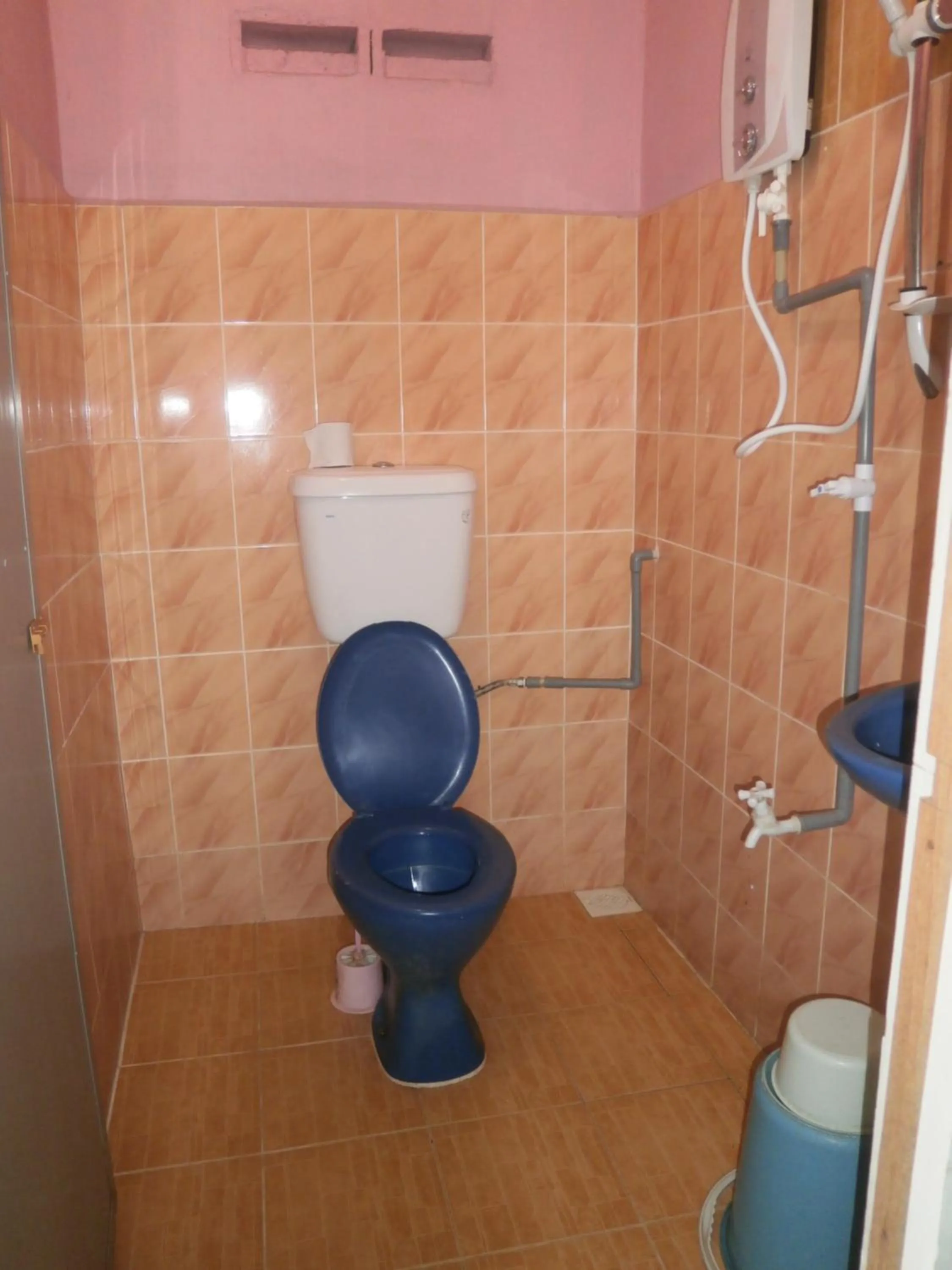 Bathroom in Rainbow Tioman Cottage
