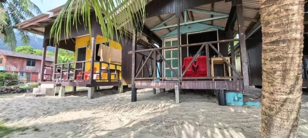 Rainbow Tioman Cottage