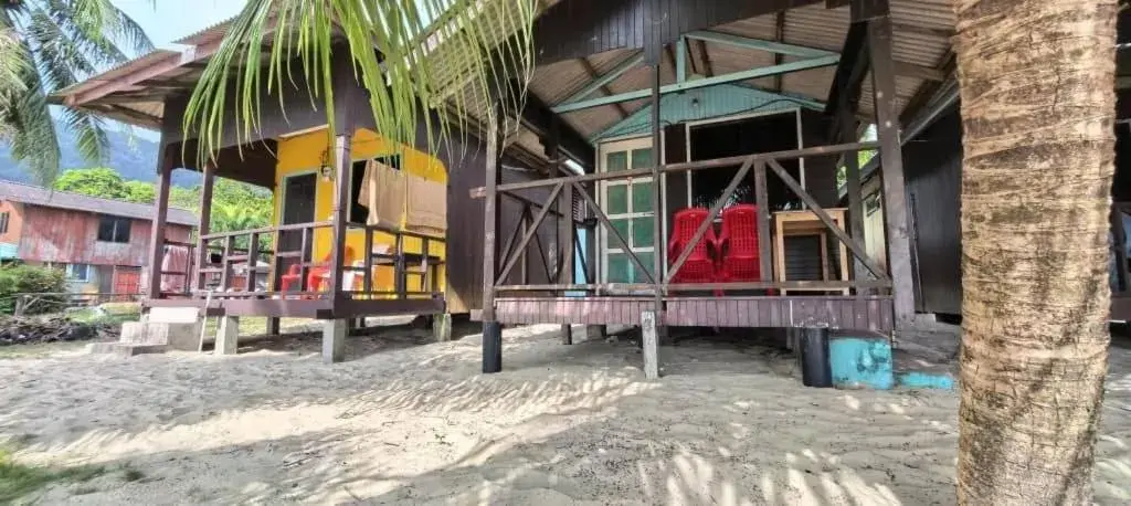 One-Bedroom Chalet in Rainbow Tioman Cottage One-Bedroom Chalet in Rainbow Tioman Cottage