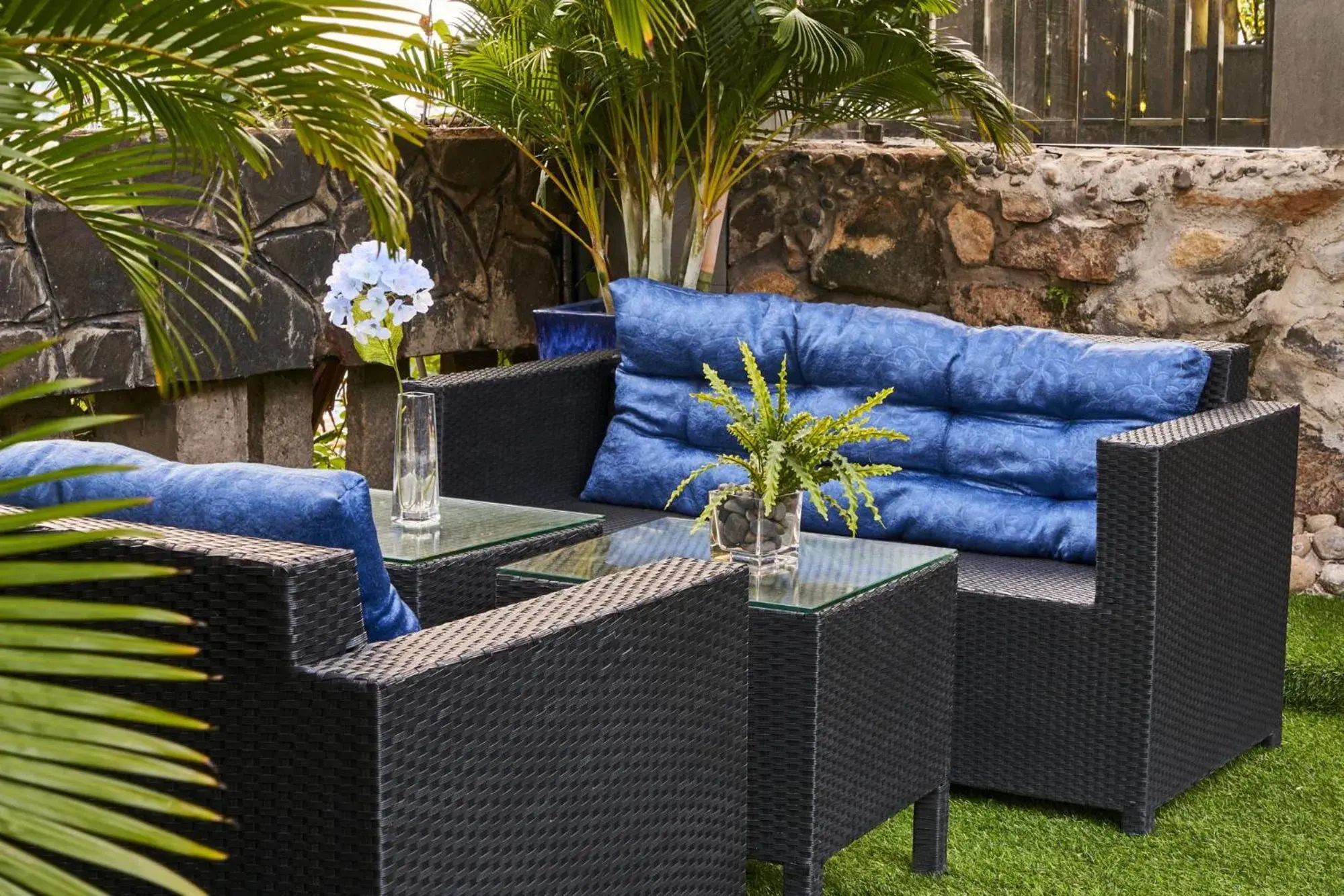 Restaurant/places to eat in The Wind Resort - Tropical Hillside Escape Restaurant/places to eat in The Wind Resort - Tropical Hillside Escape