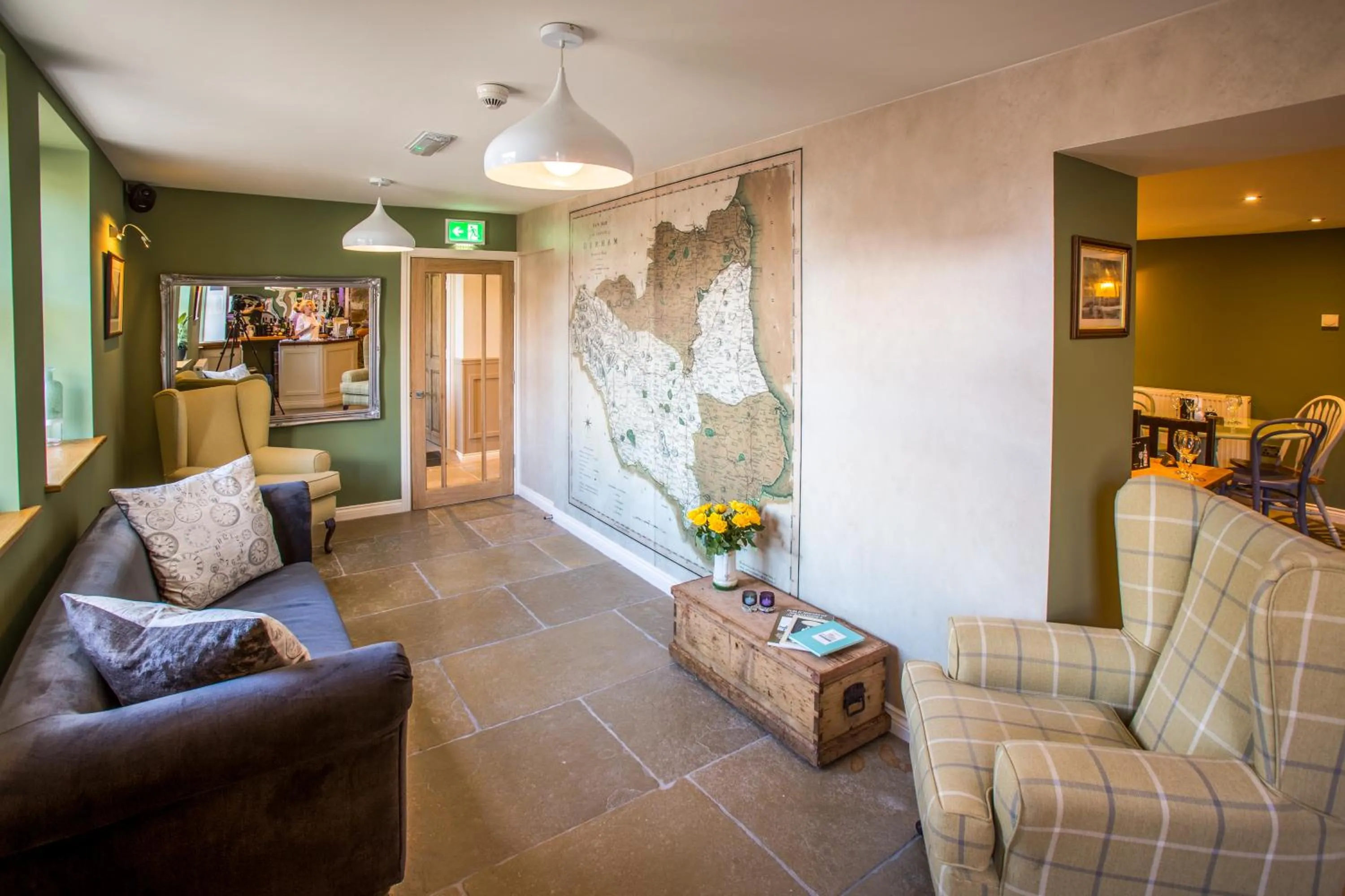 Living room in Thomas Wright House