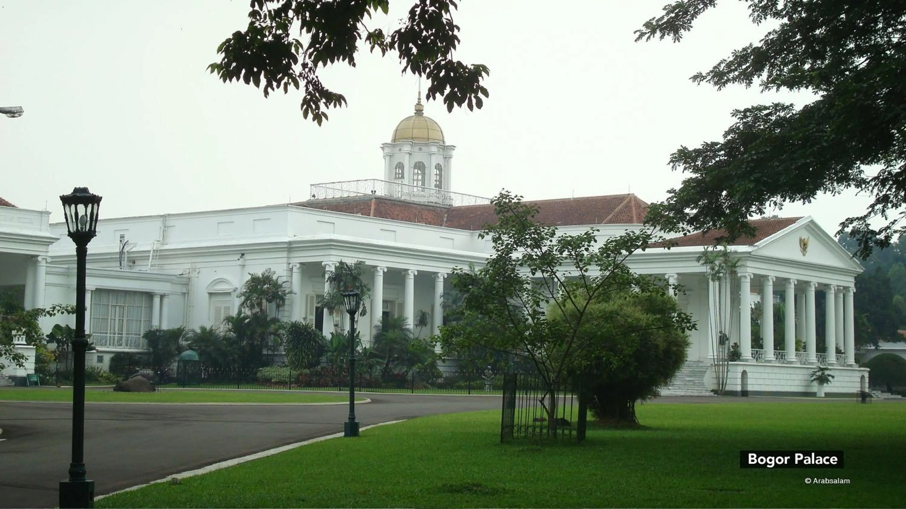 Nearby landmark in Citrus-House com Hotel