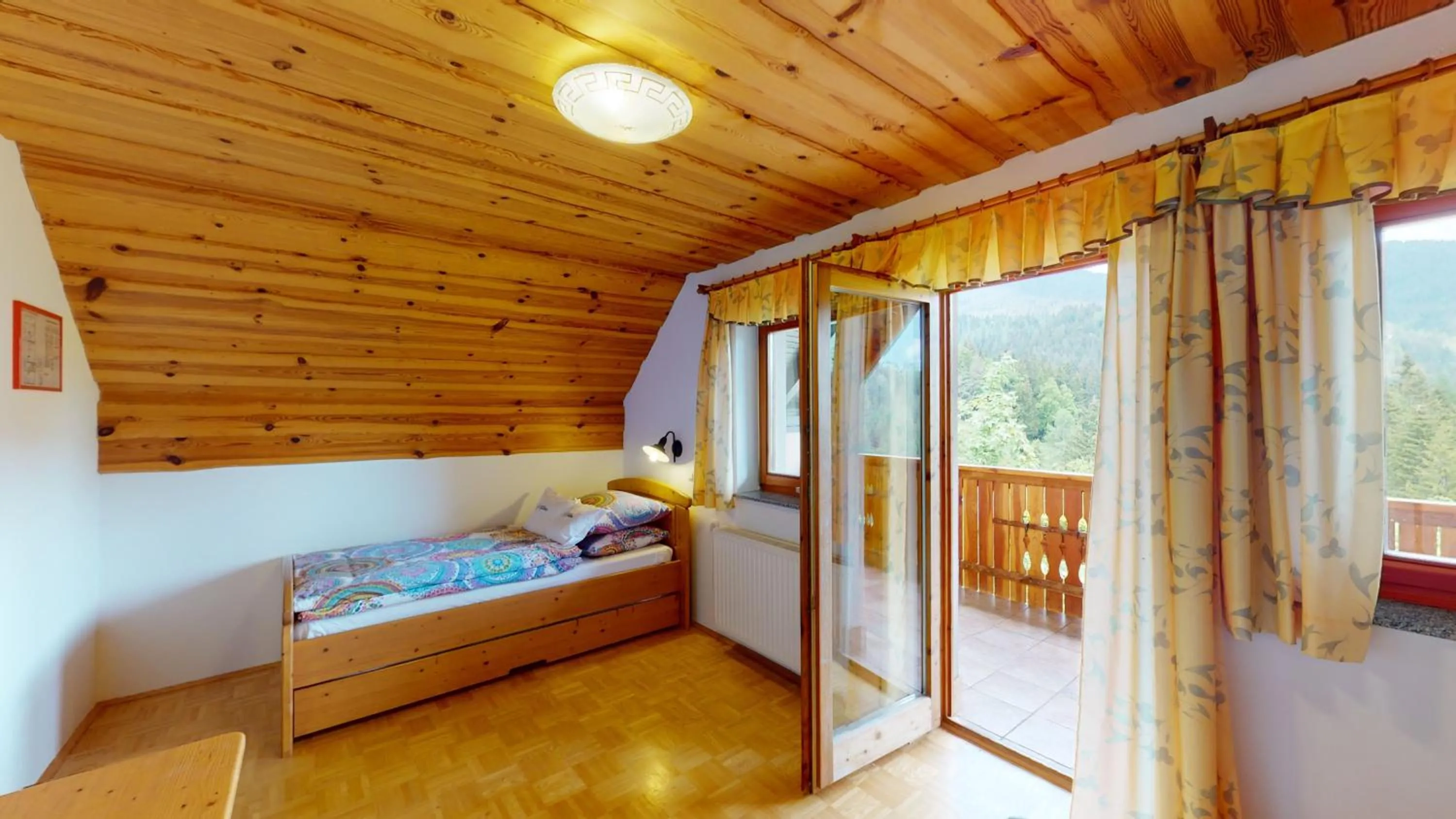 Bed in Tourist farm Gradišnik