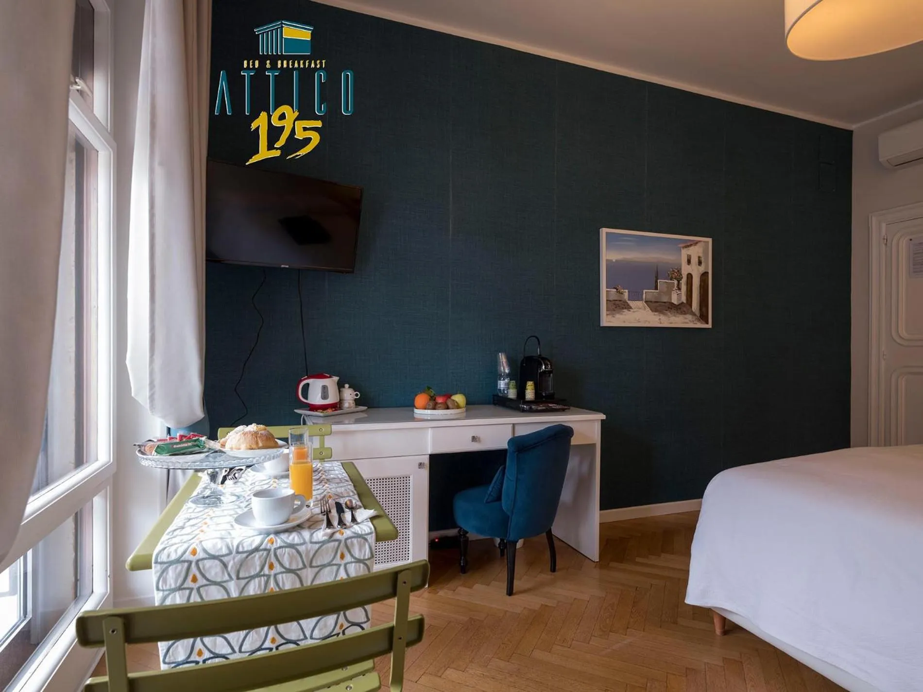 Photo of the whole room, Bed in Attico 195