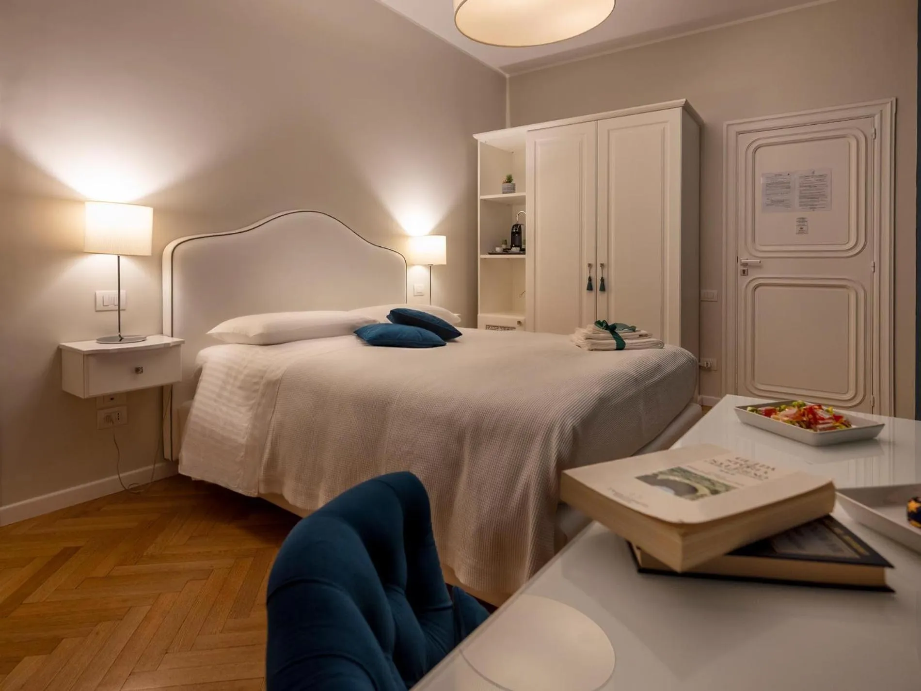 Photo of the whole room, Bed in Attico 195