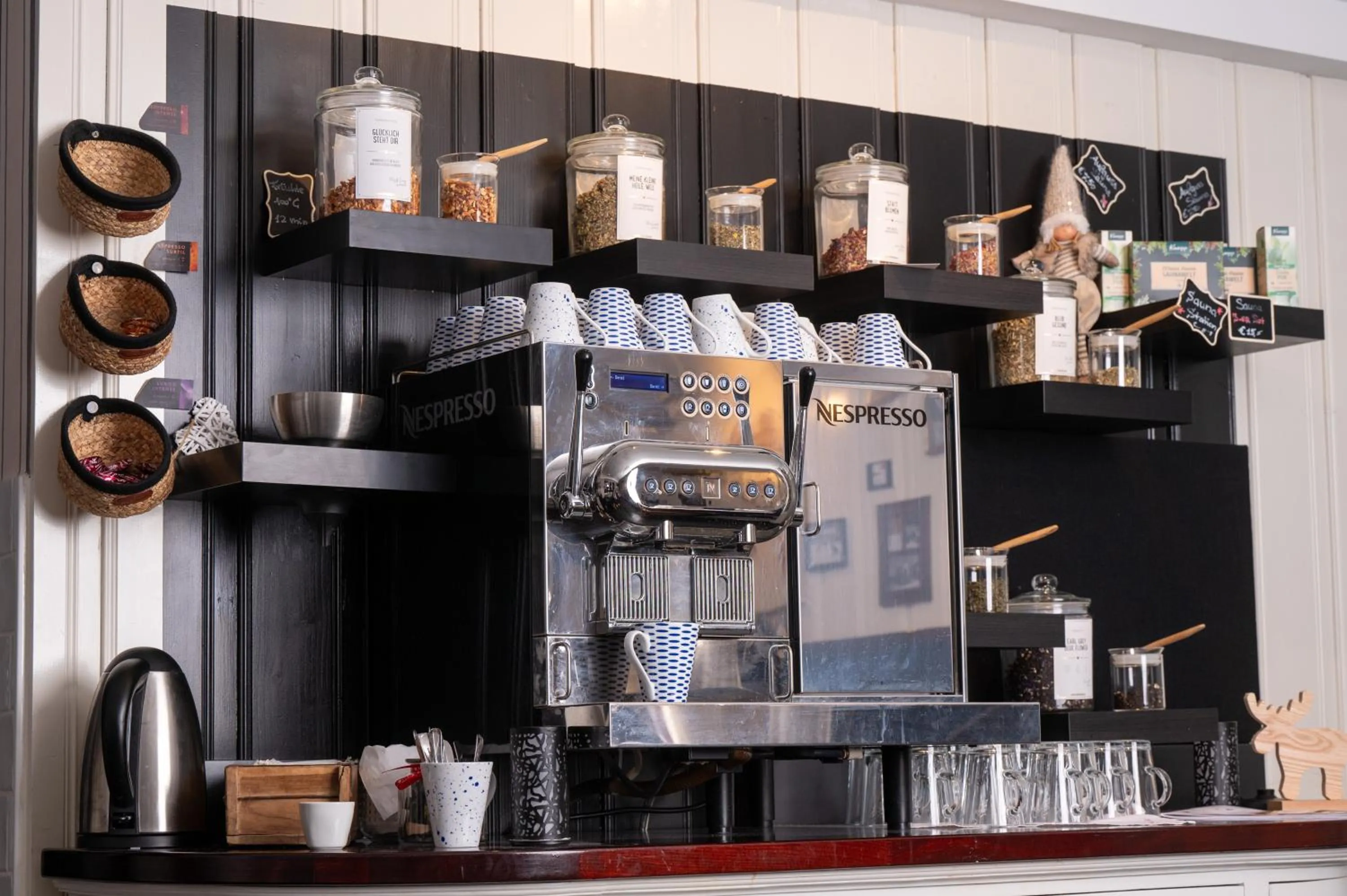 Buffet breakfast in ALPENLIEBE - Sauna & Whirlpool - APARTments